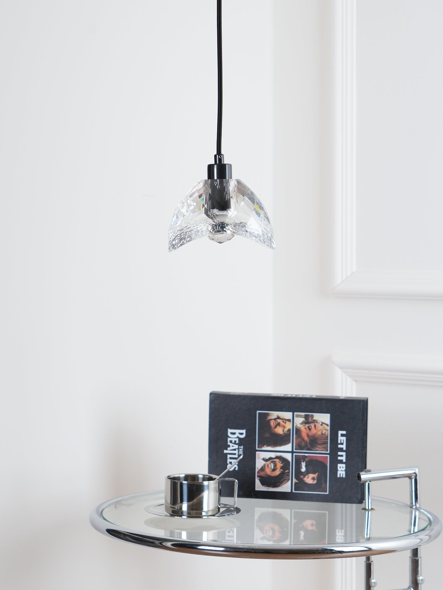 Latham Glass Pendant Lamp - Blowlighting