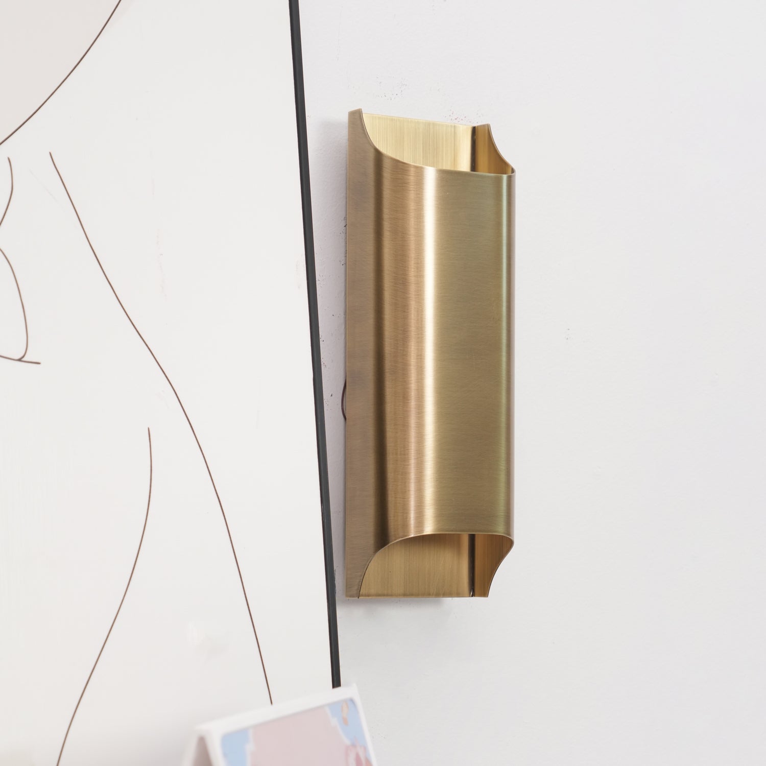 Leclerc Brass Wall Lamp - Blowlighting