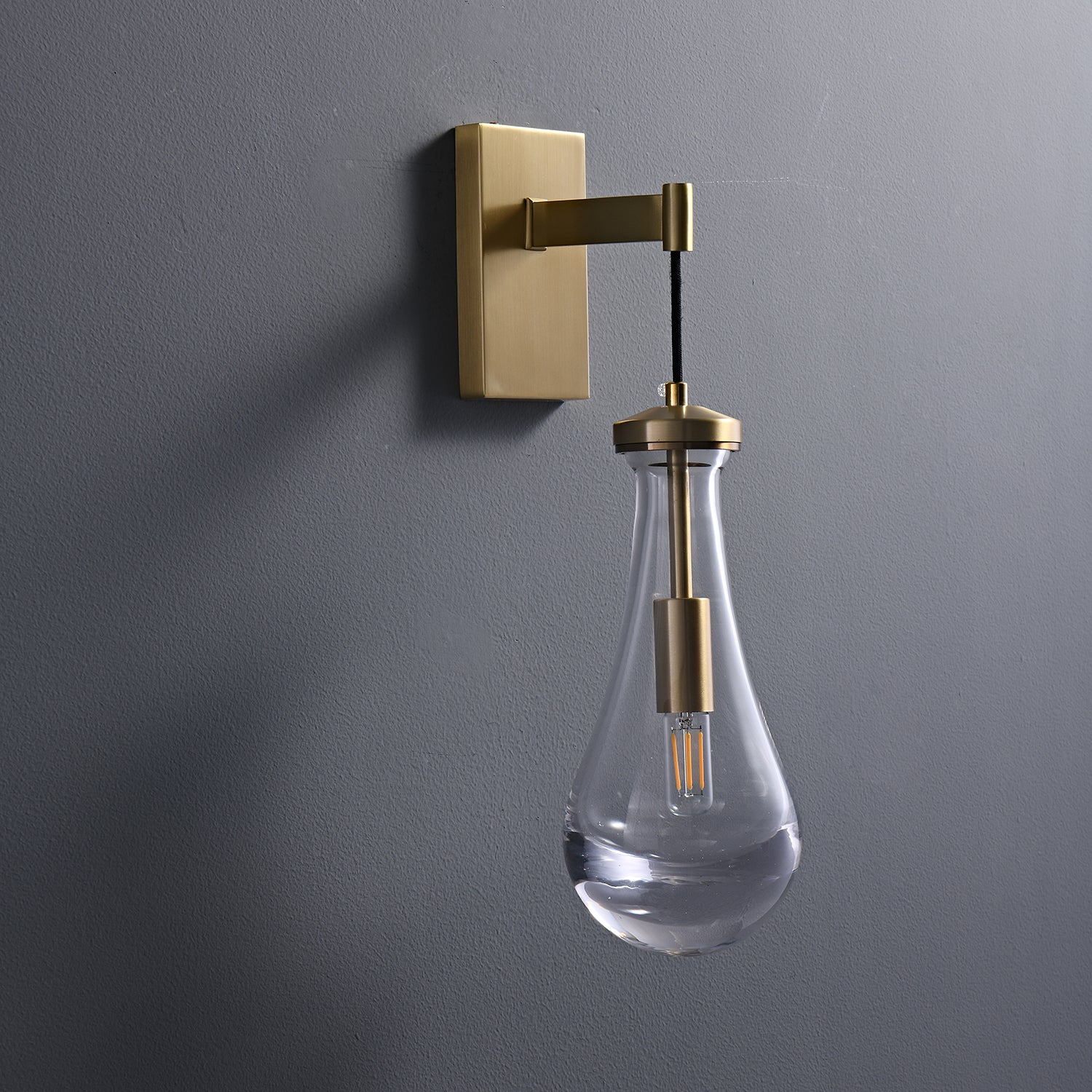 Leontine Glass Wall Lamp - Blowlighting