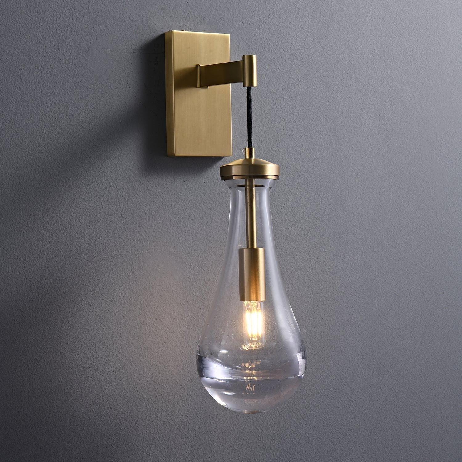 Leontine Glass Wall Lamp - Blowlighting