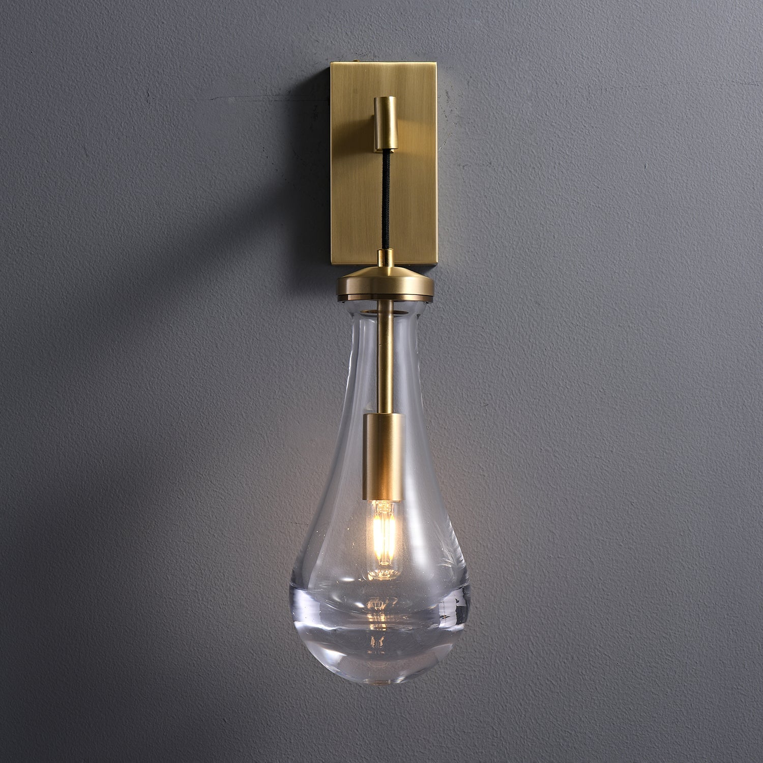 Leontine Glass Wall Lamp - Blowlighting