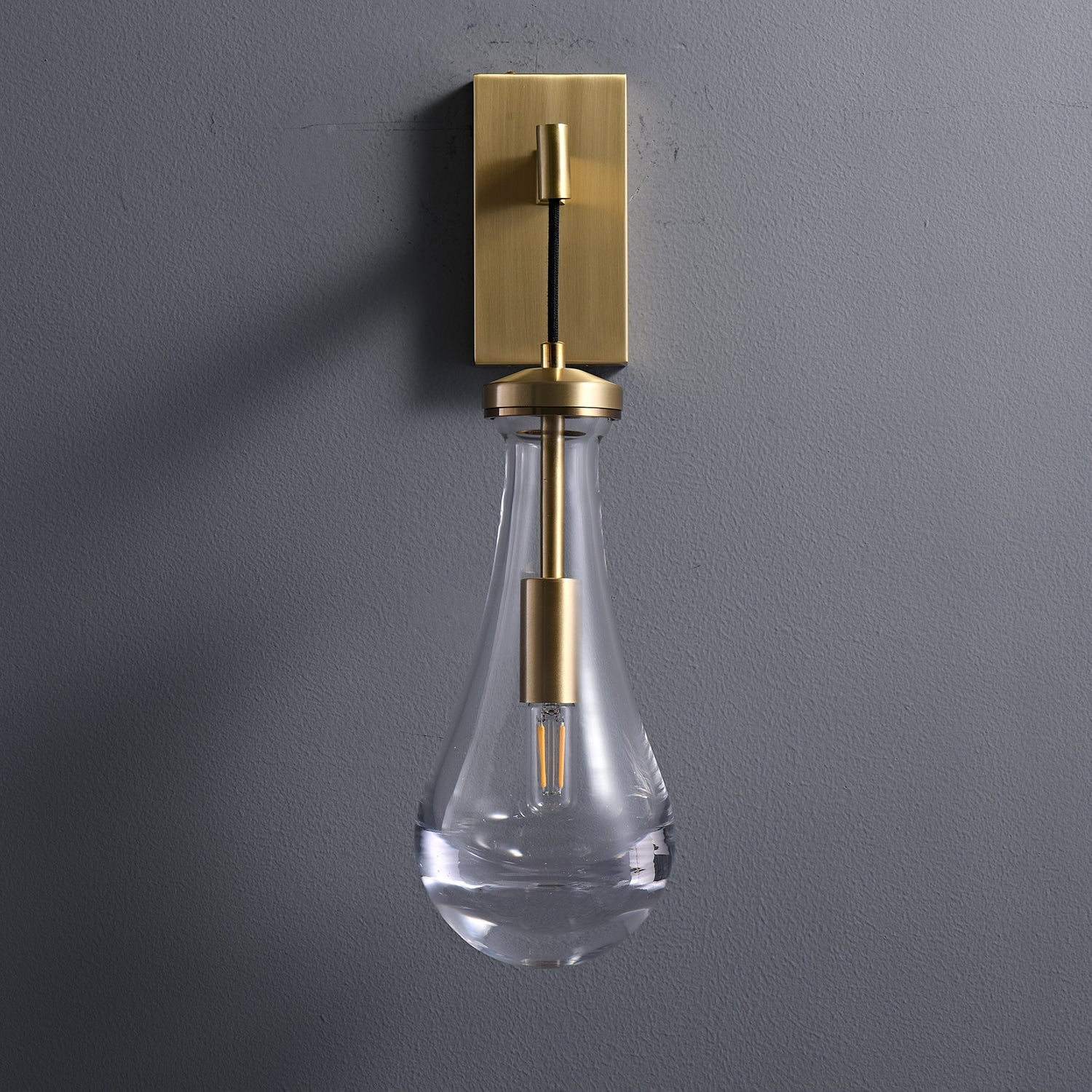 Leontine Glass Wall Lamp - Blowlighting
