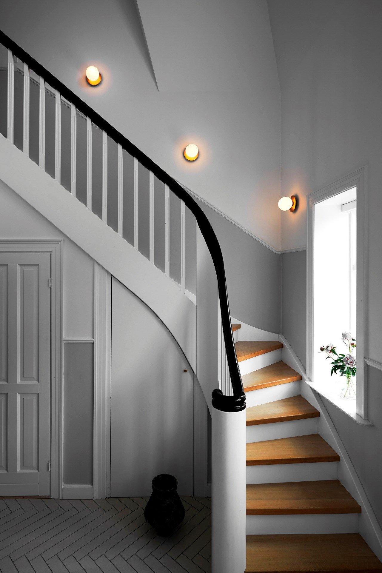 Lunara Wall Lamp - Blowlighting