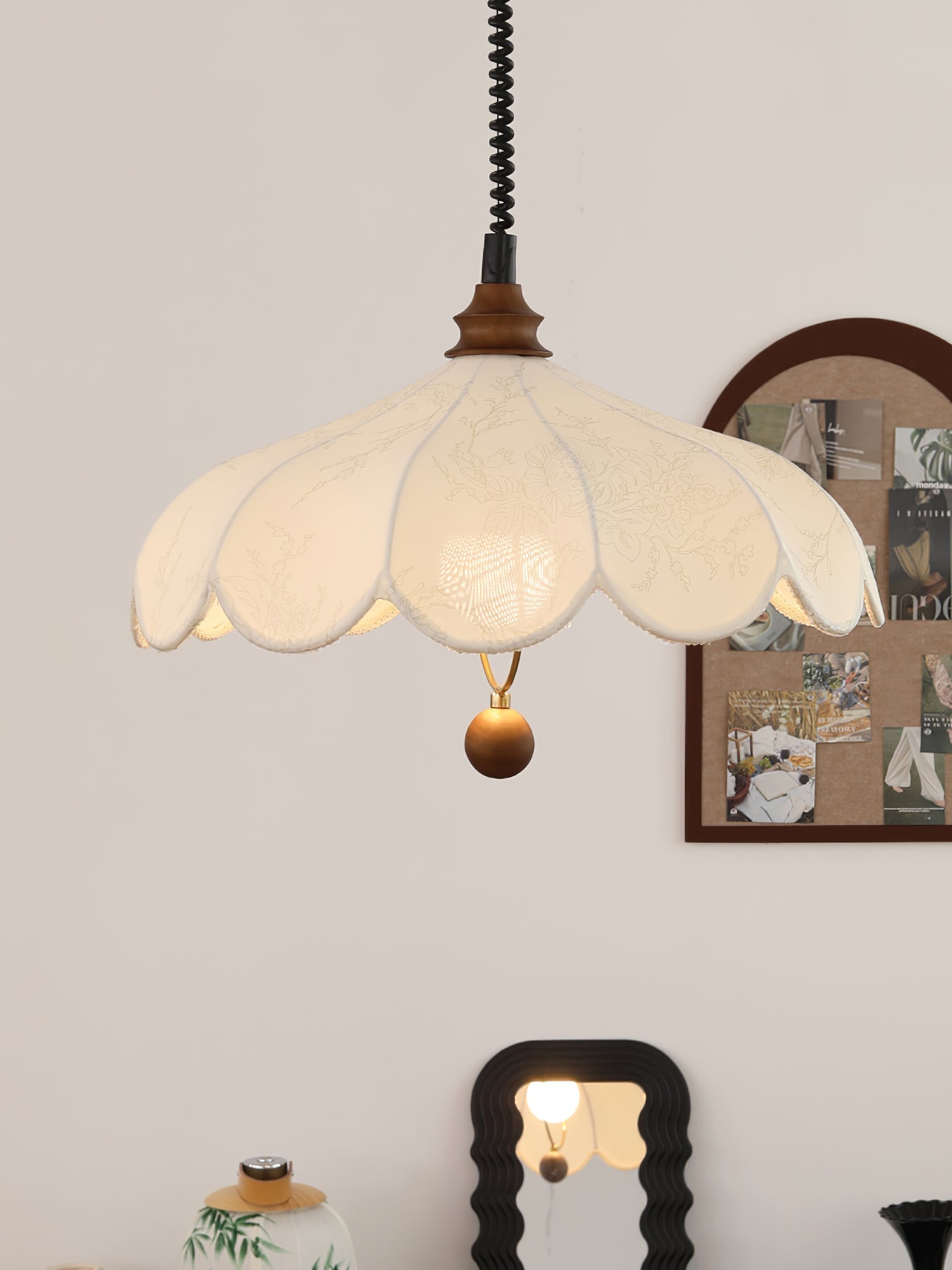 Lily Fabric Pendant Lamp - Blowlighting