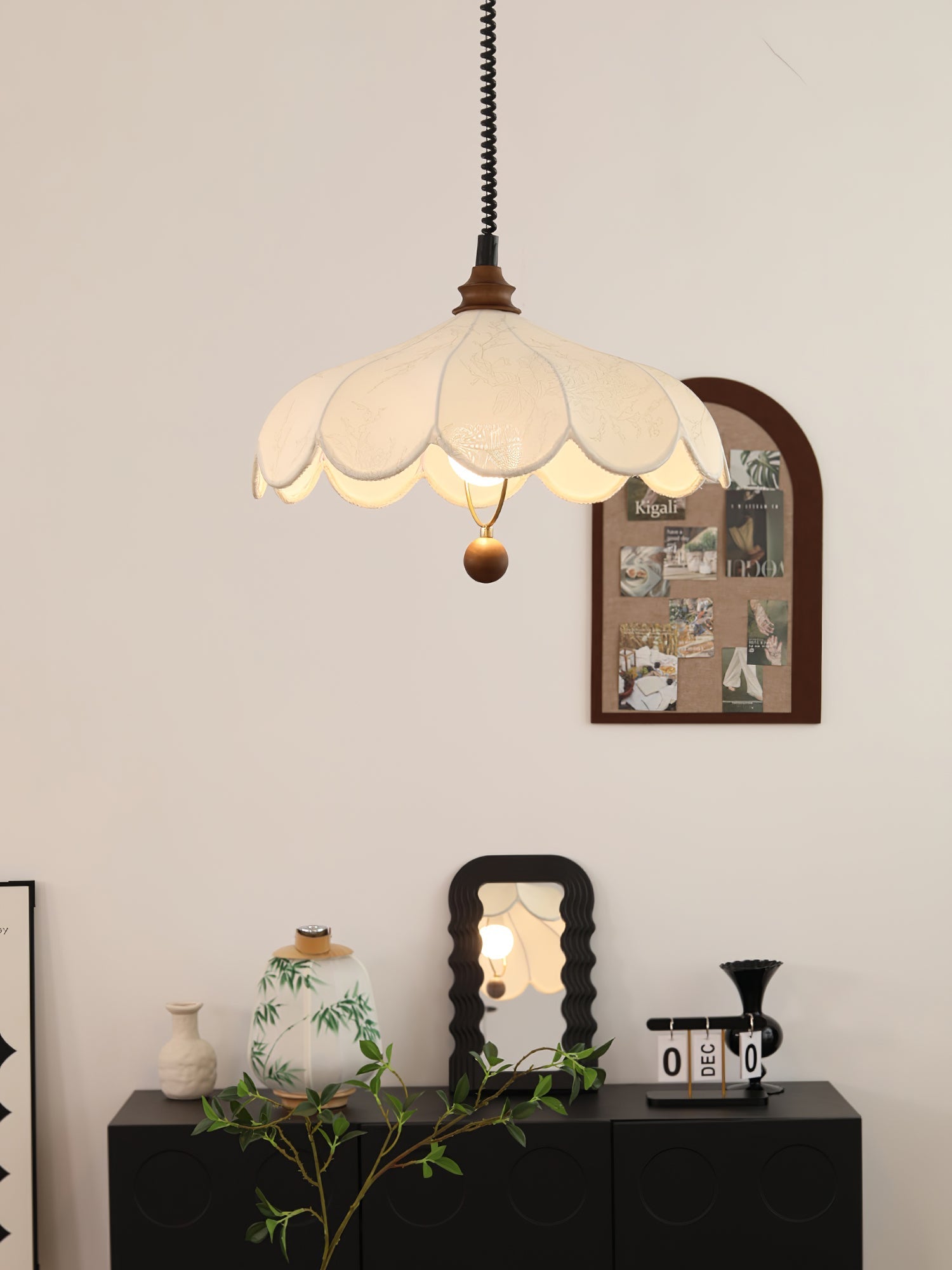 Lily Fabric Pendant Lamp - Blowlighting