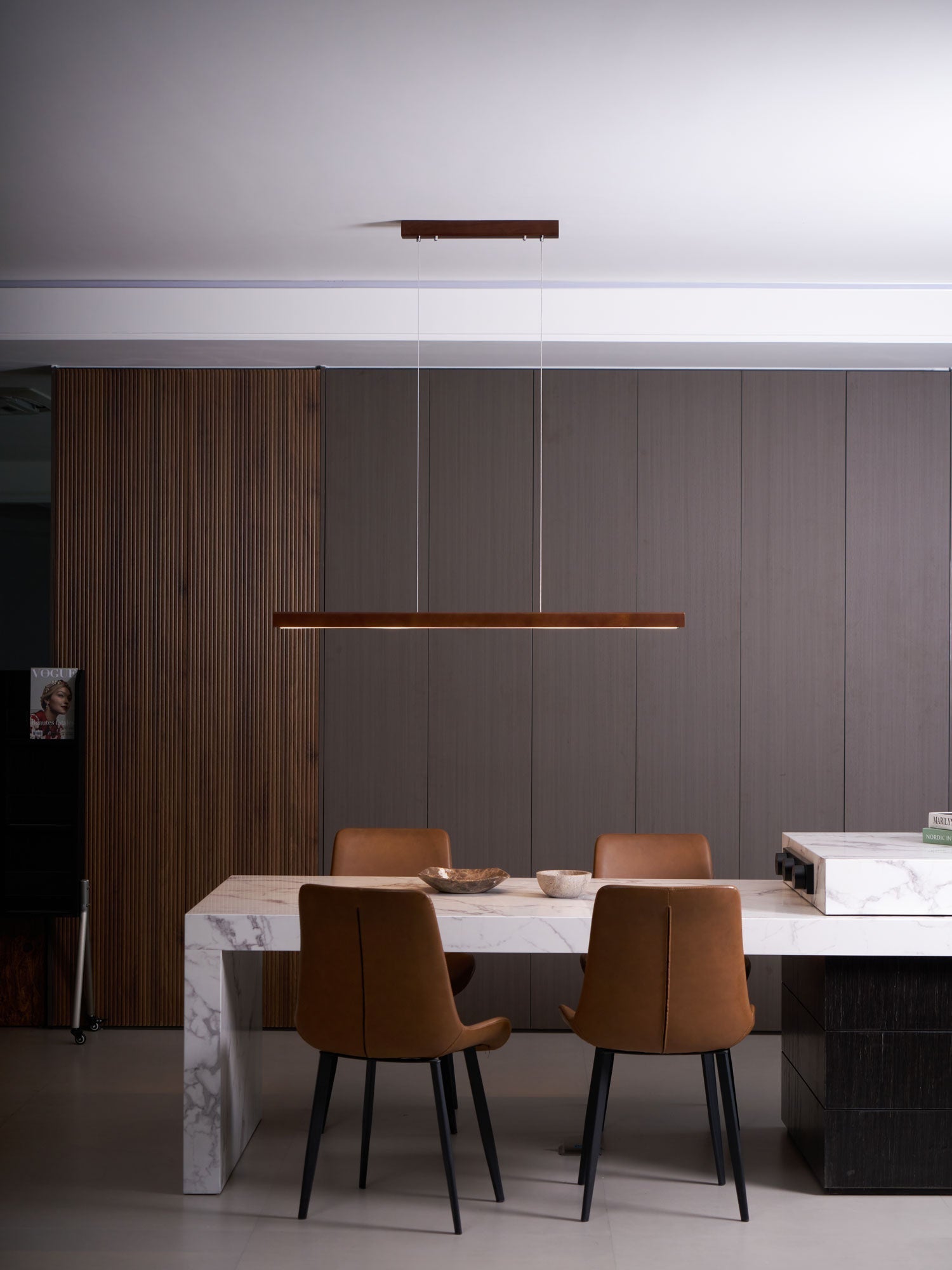 Linear Wooden Pendant Light - Blowlighting