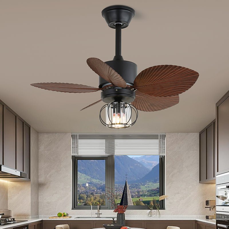 Dettaglio del paralume in vetro del ventilatore da soffitto industriale Daxon con luce