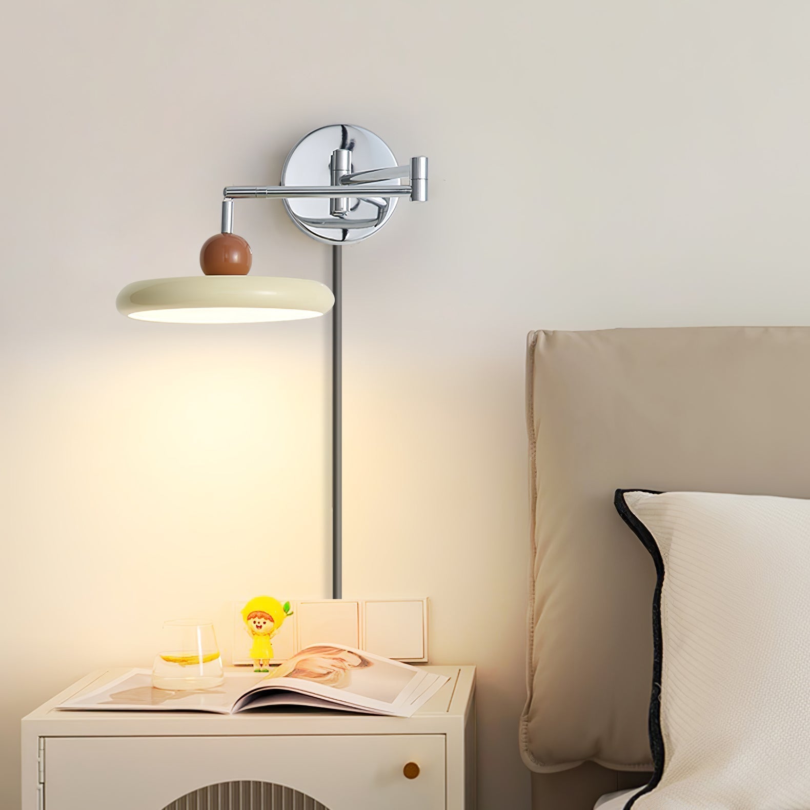 Aria Lampada da Parete con Spina Verde/Beige