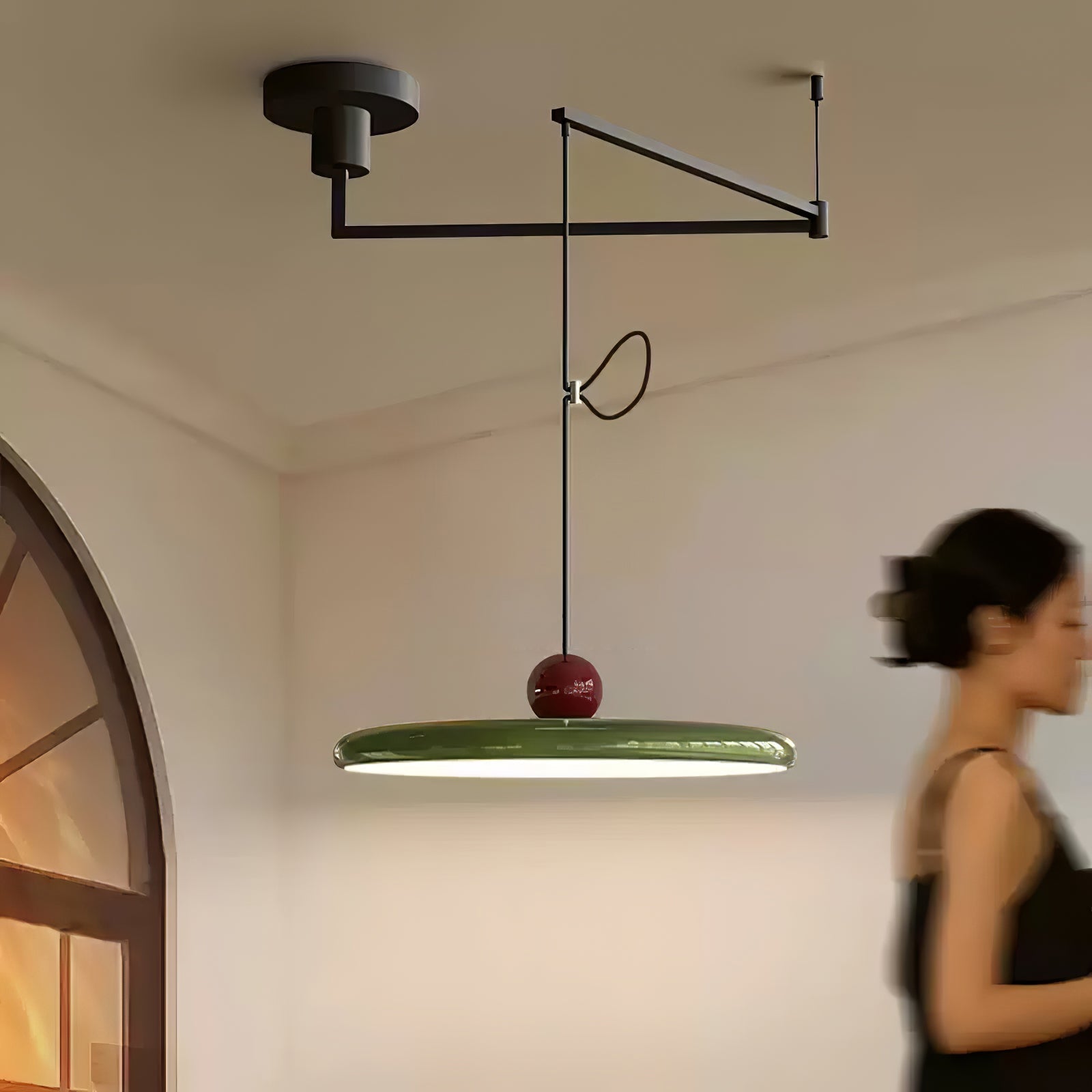 Lola Swing Pendant Lamp - Blowlighting