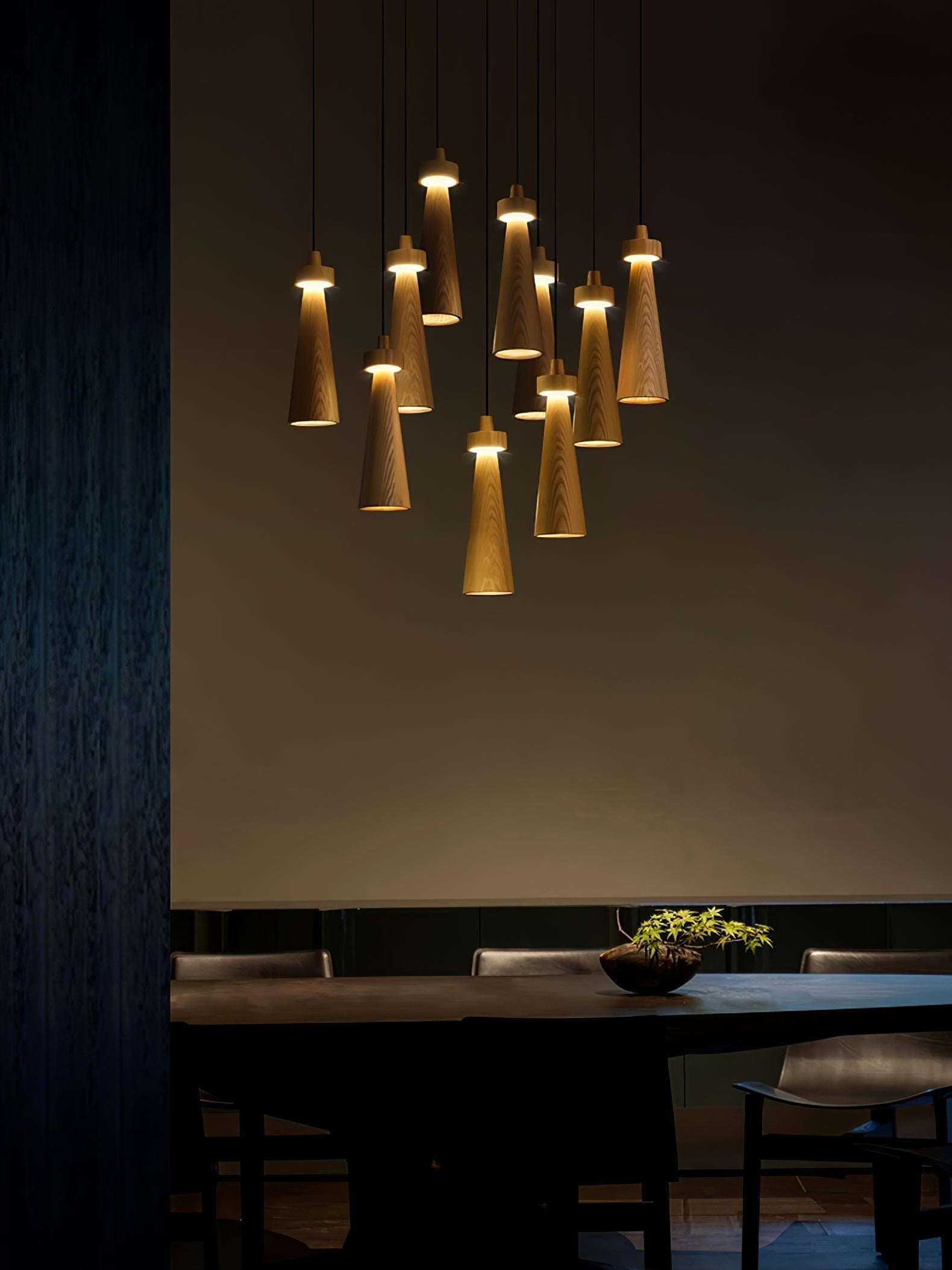 Loma Pendant Light - Blowlighting