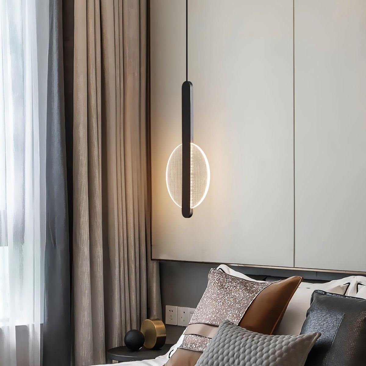 Loomis Pendant Lamp - Blowlighting