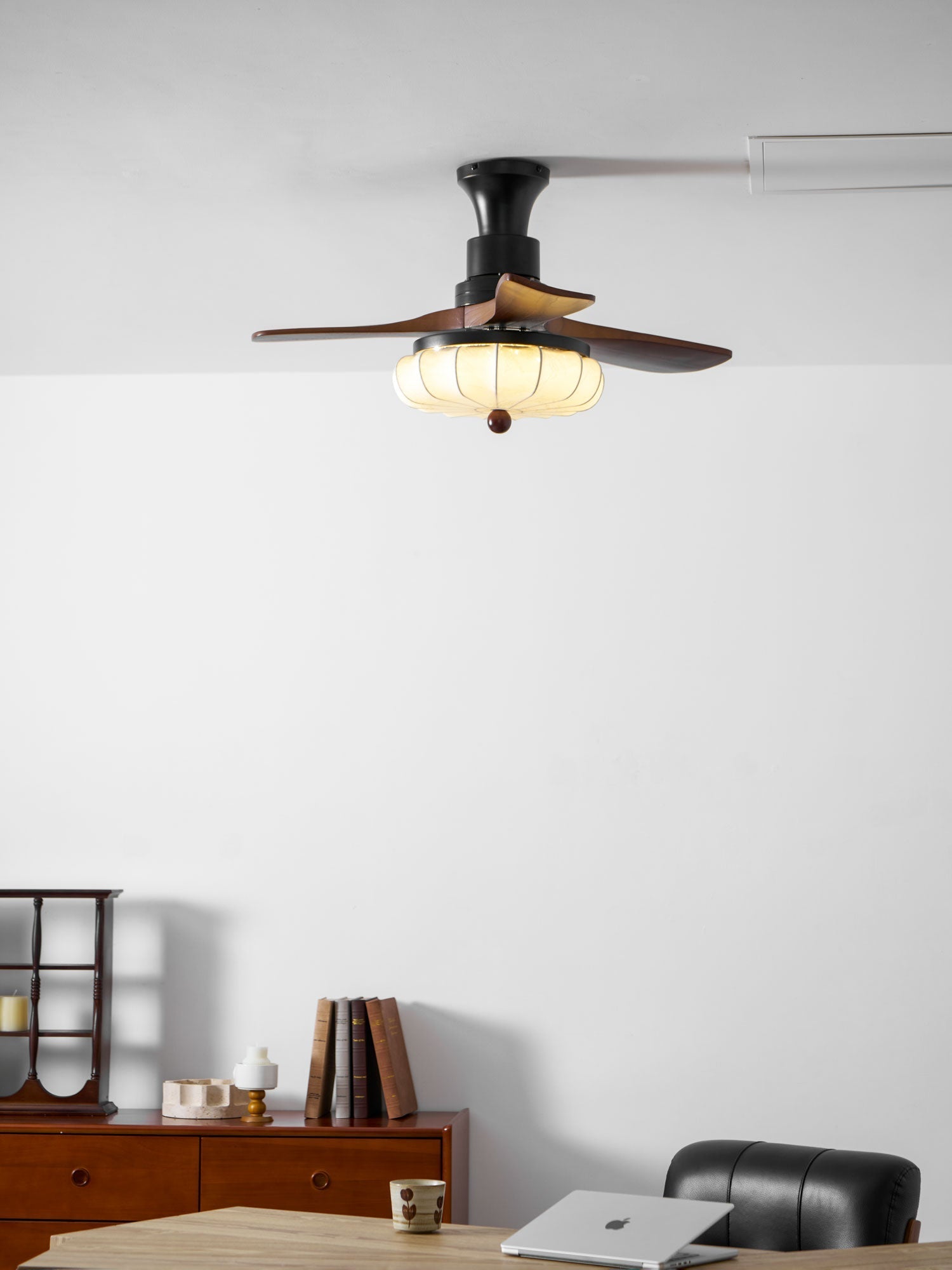 Ventilatore da Soffitto con Luce Jasper Bloom, confronto dimensioni