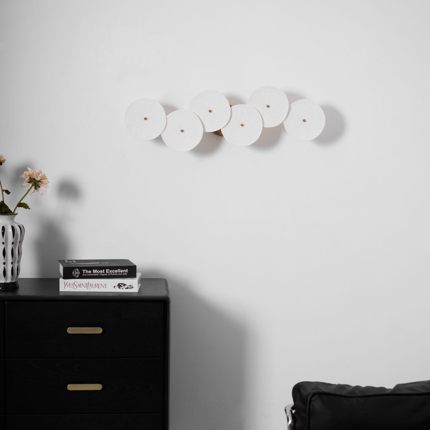 Lotus Petal Wall Lamp - Blowlighting