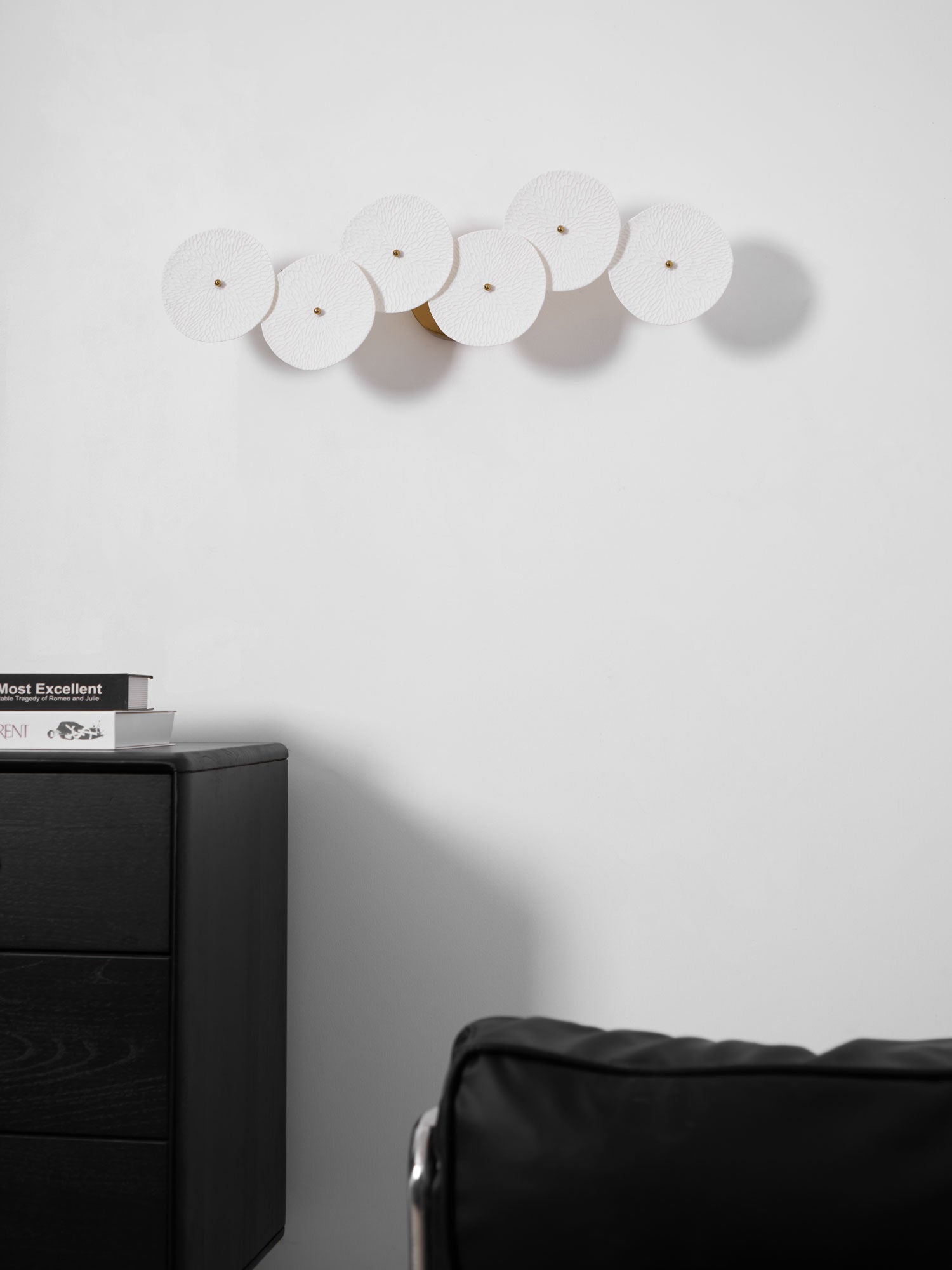 Lotus Petal Wall Lamp - Blowlighting