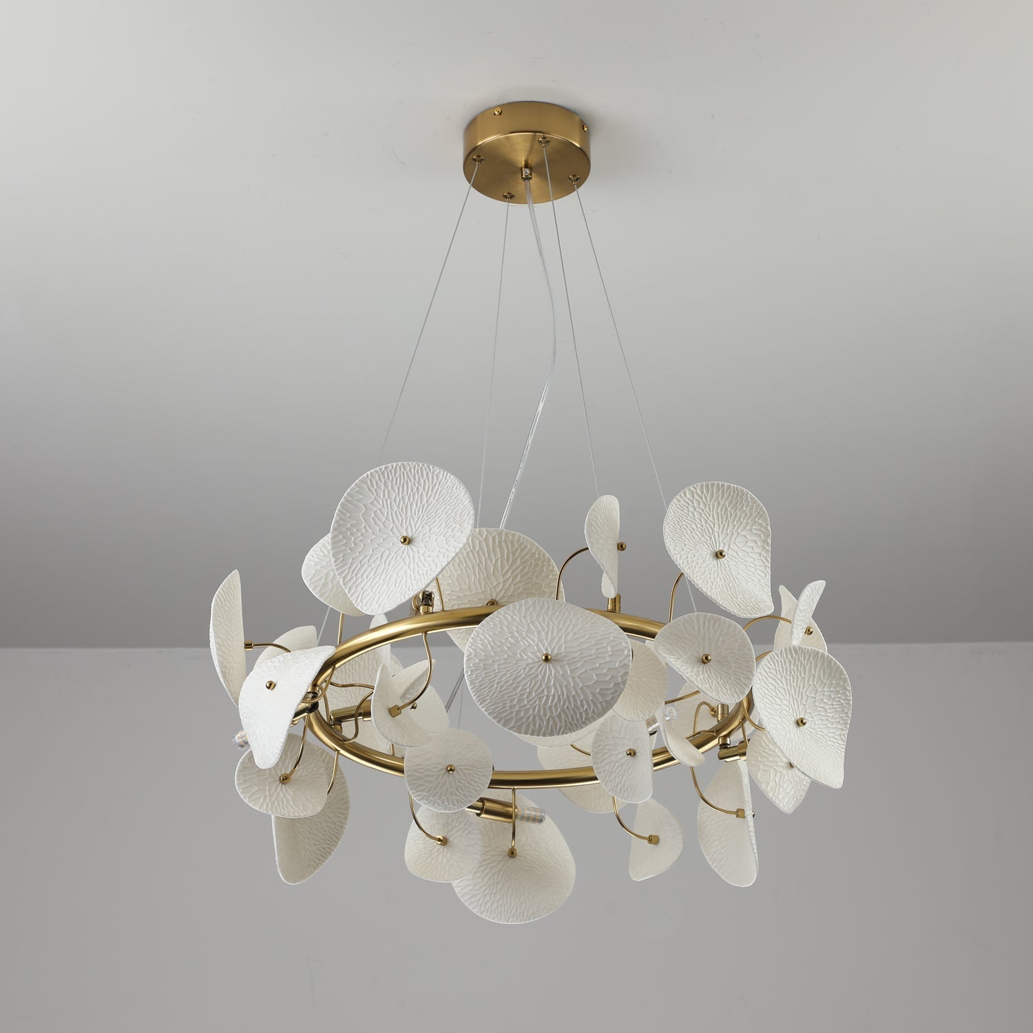 Virinira Modern Elegance Petal Metal Ceramic Chandelier - Blowlighting