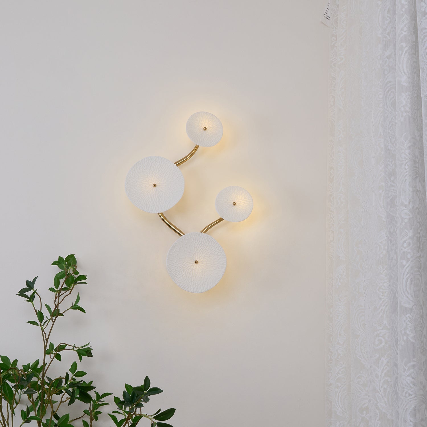 Lotus Petal Wall Lamp - Blowlighting