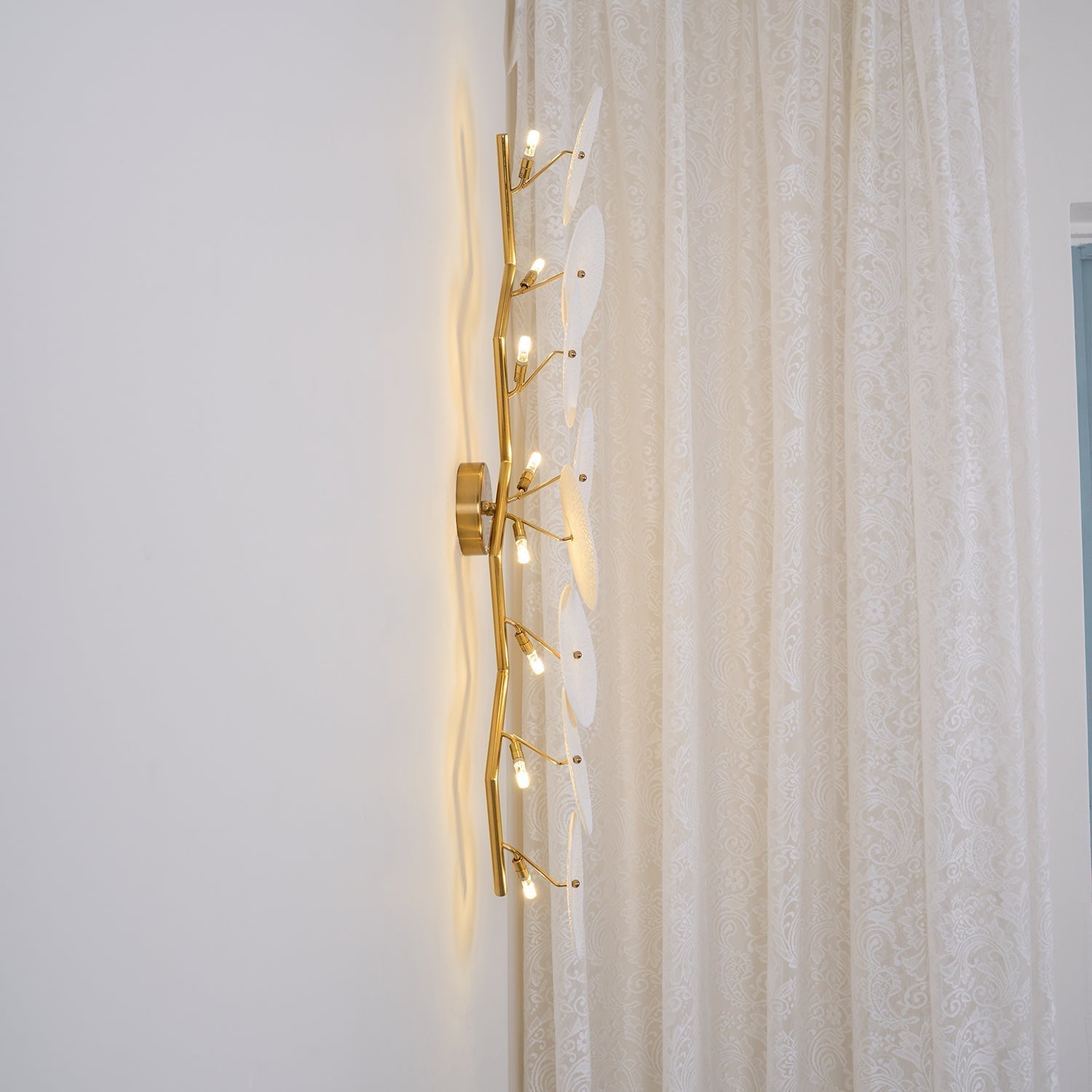 Lotus Petal Wall Lamp - Blowlighting