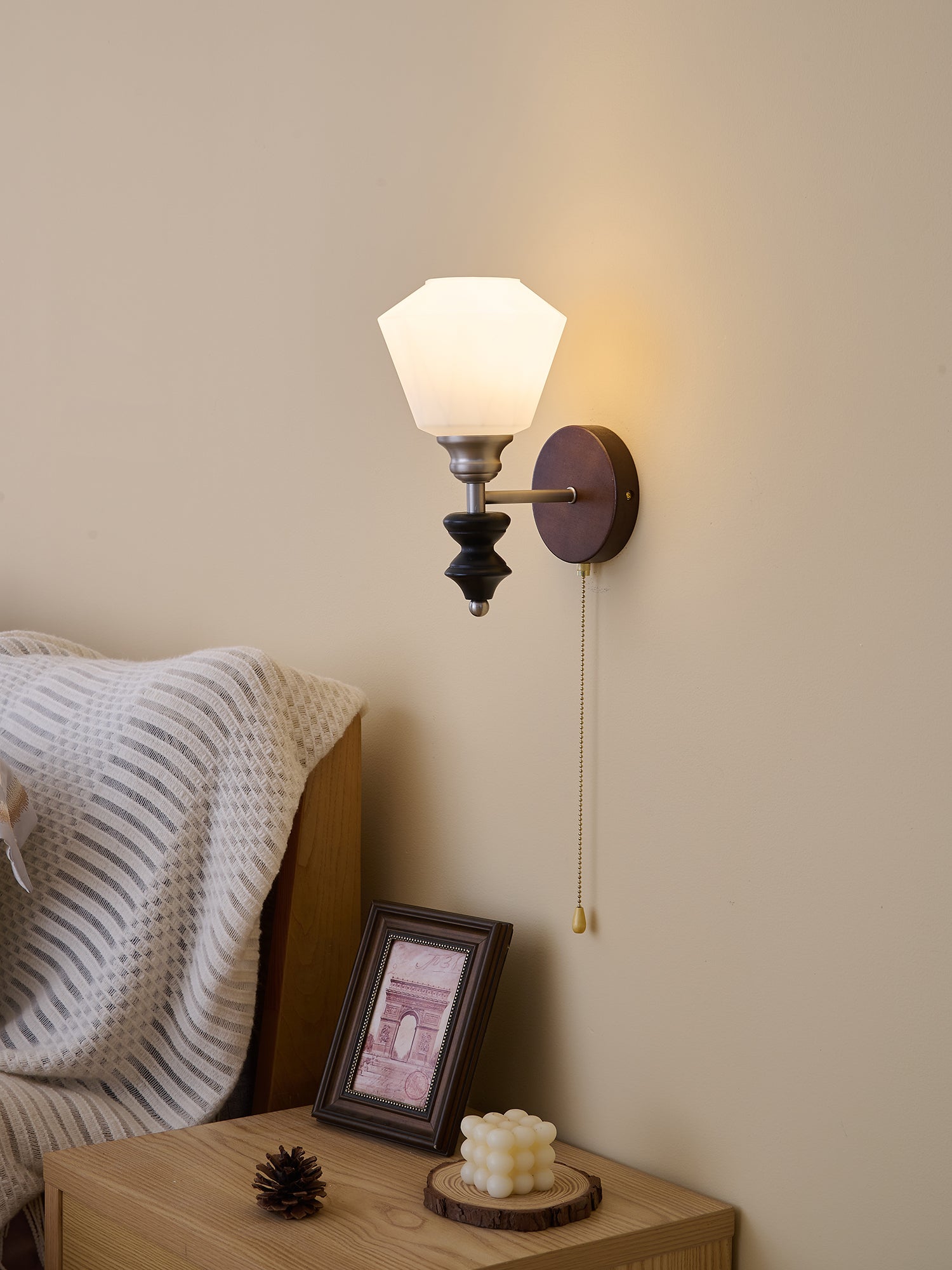 Lucille Wall Lamp - Blowlighting
