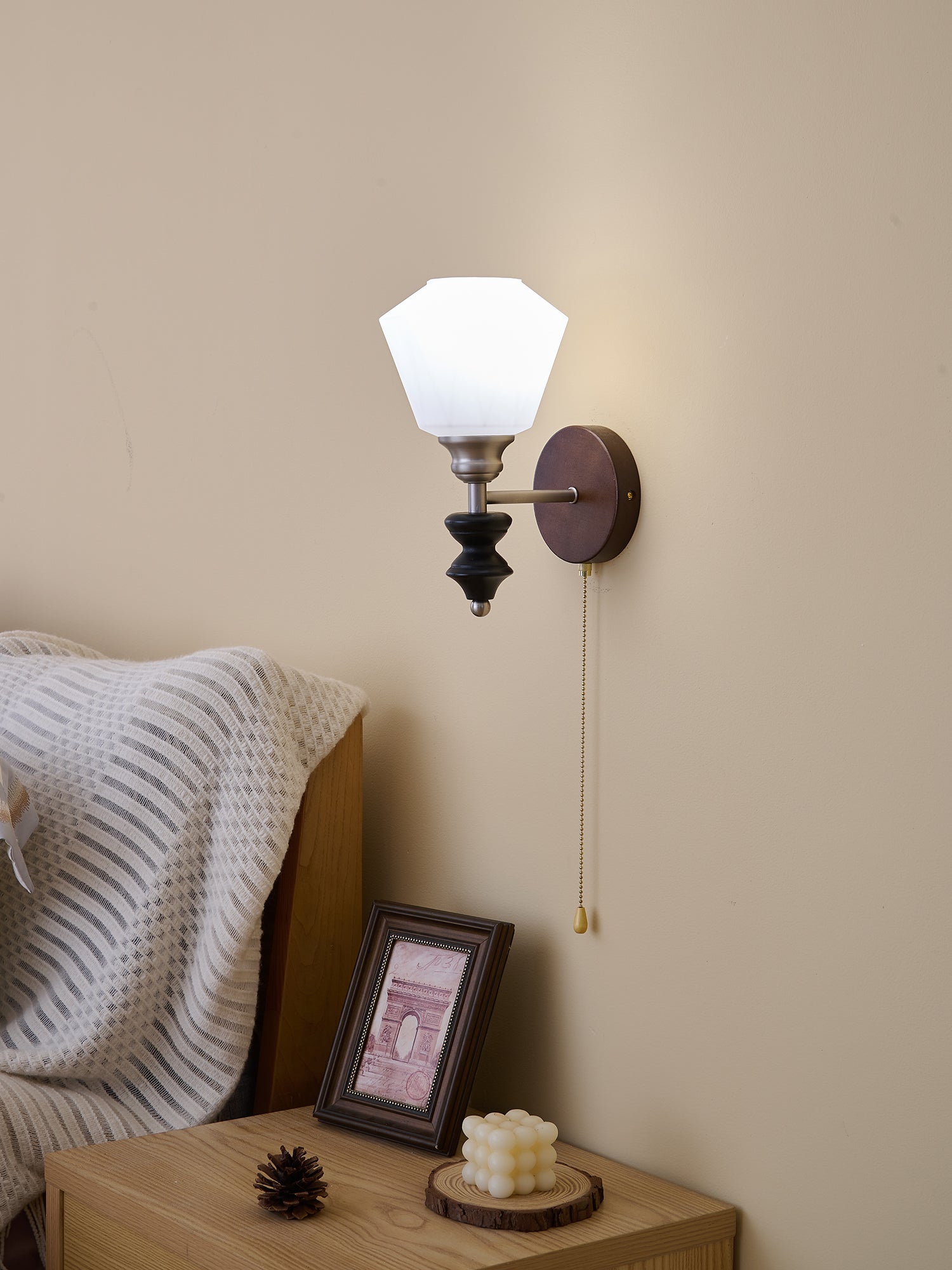 Lucille Wall Lamp - Blowlighting