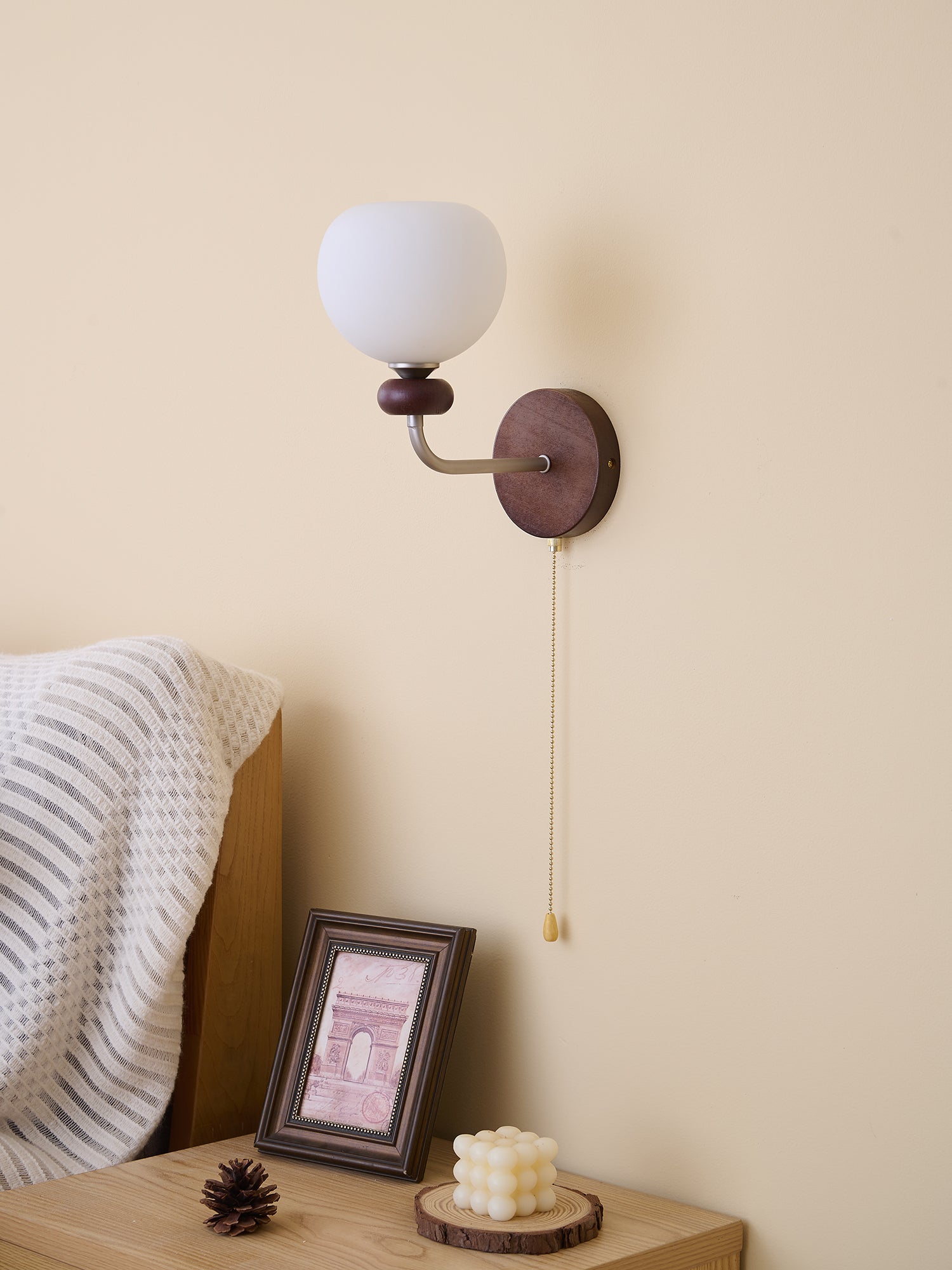 Lucille Wall Lamp - Blowlighting