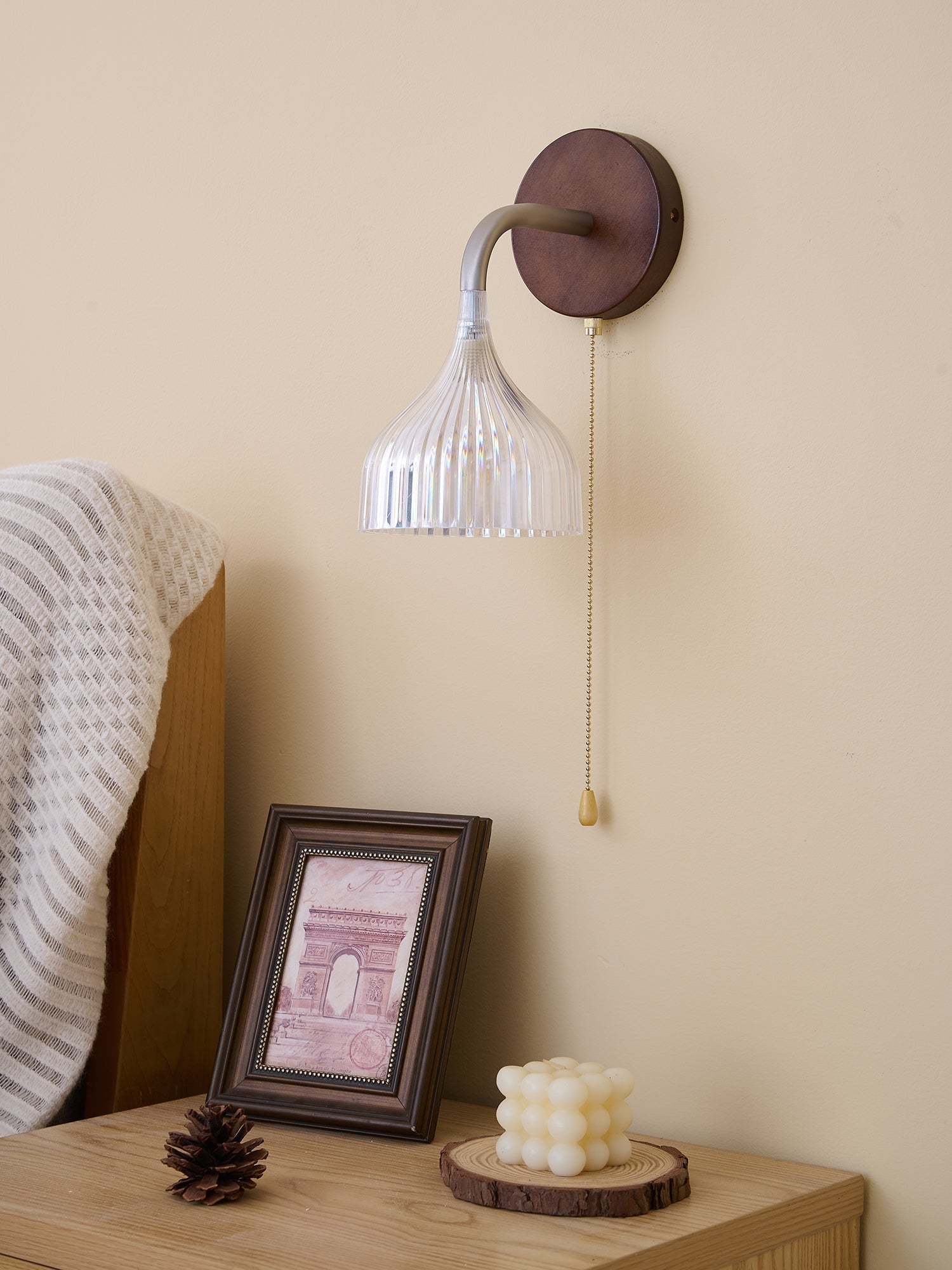 Lucina Wall Lamp - Blowlighting