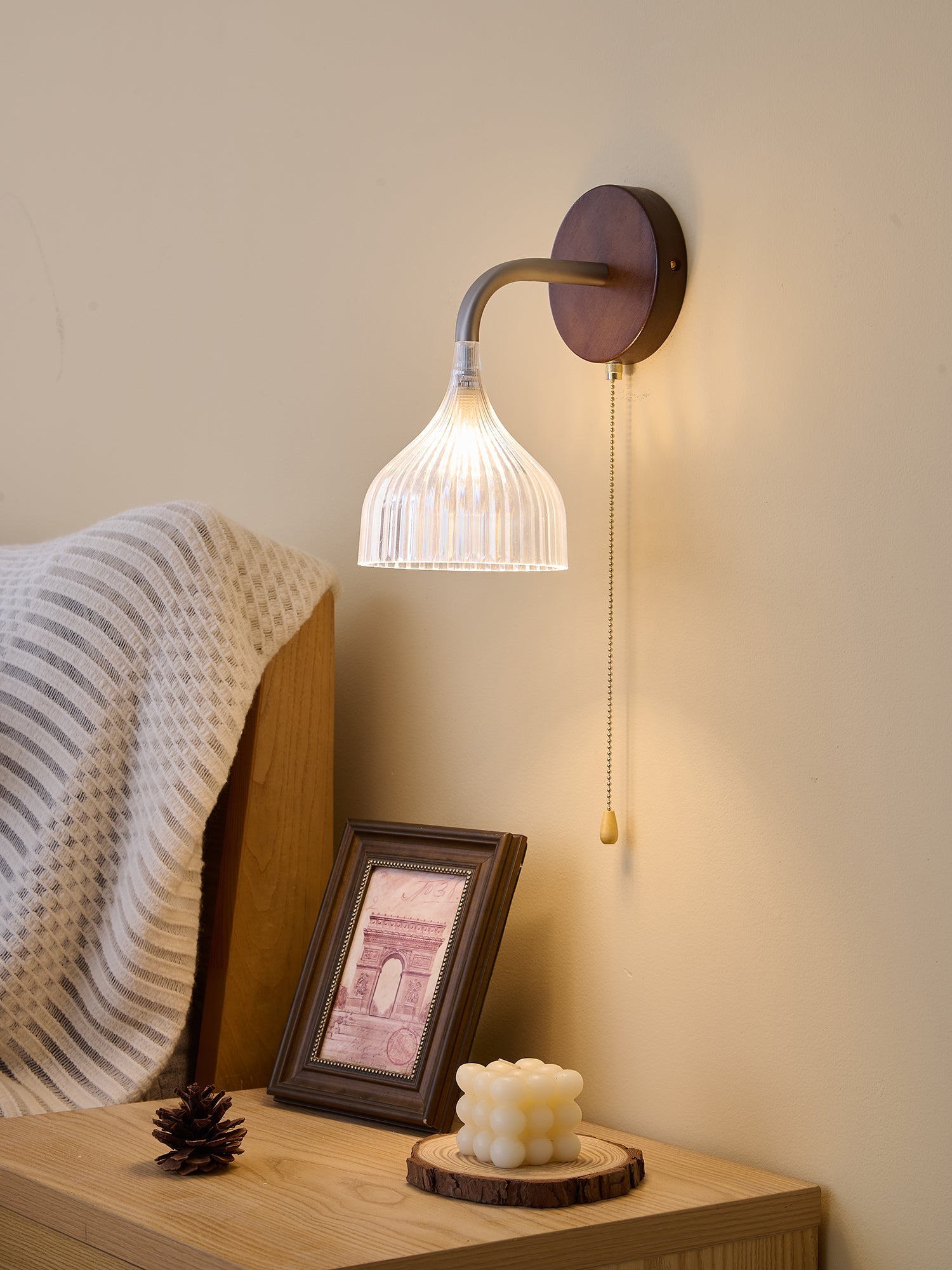 Lucina Wall Lamp - Blowlighting
