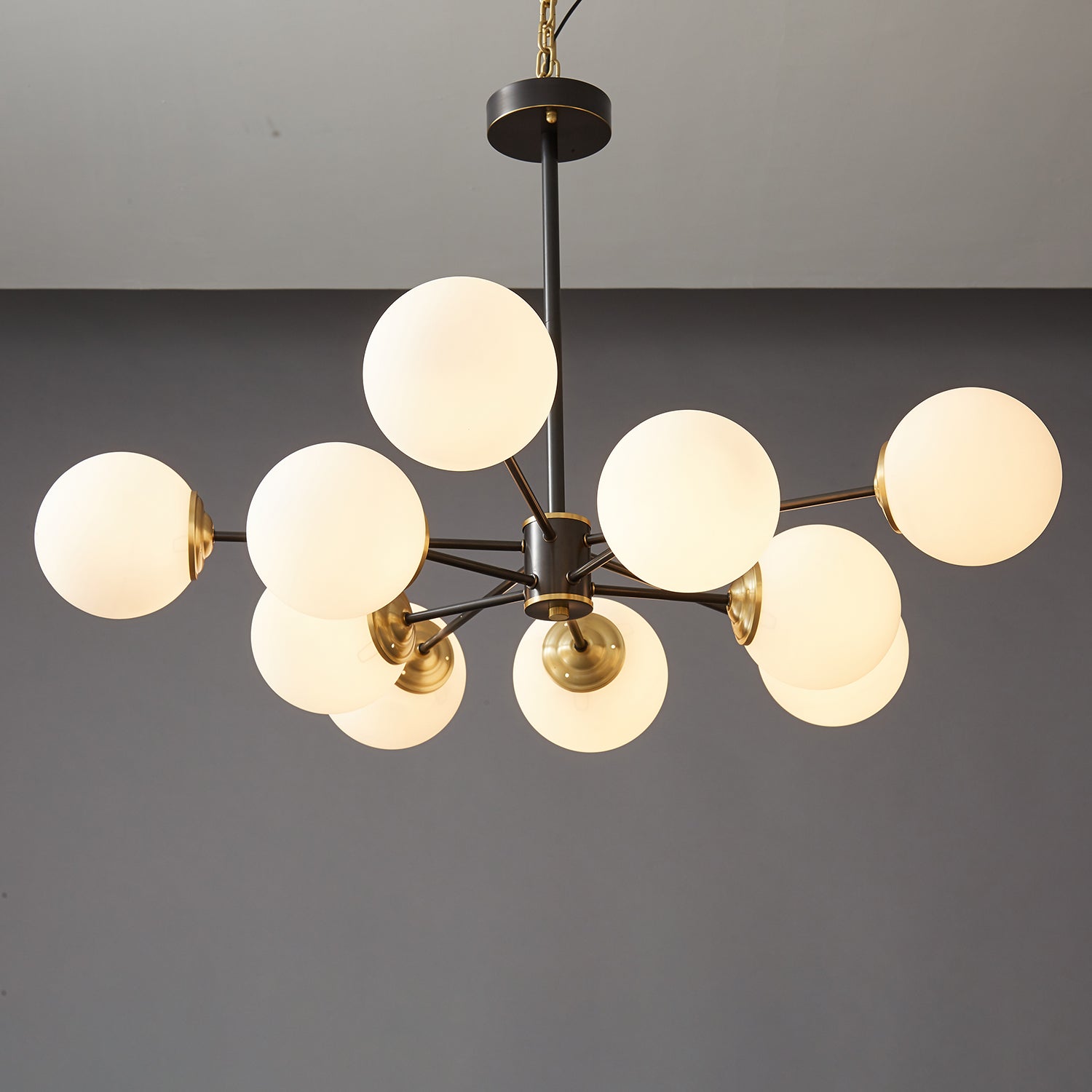 Lunaris Orb Chandelier - Blowlighting
