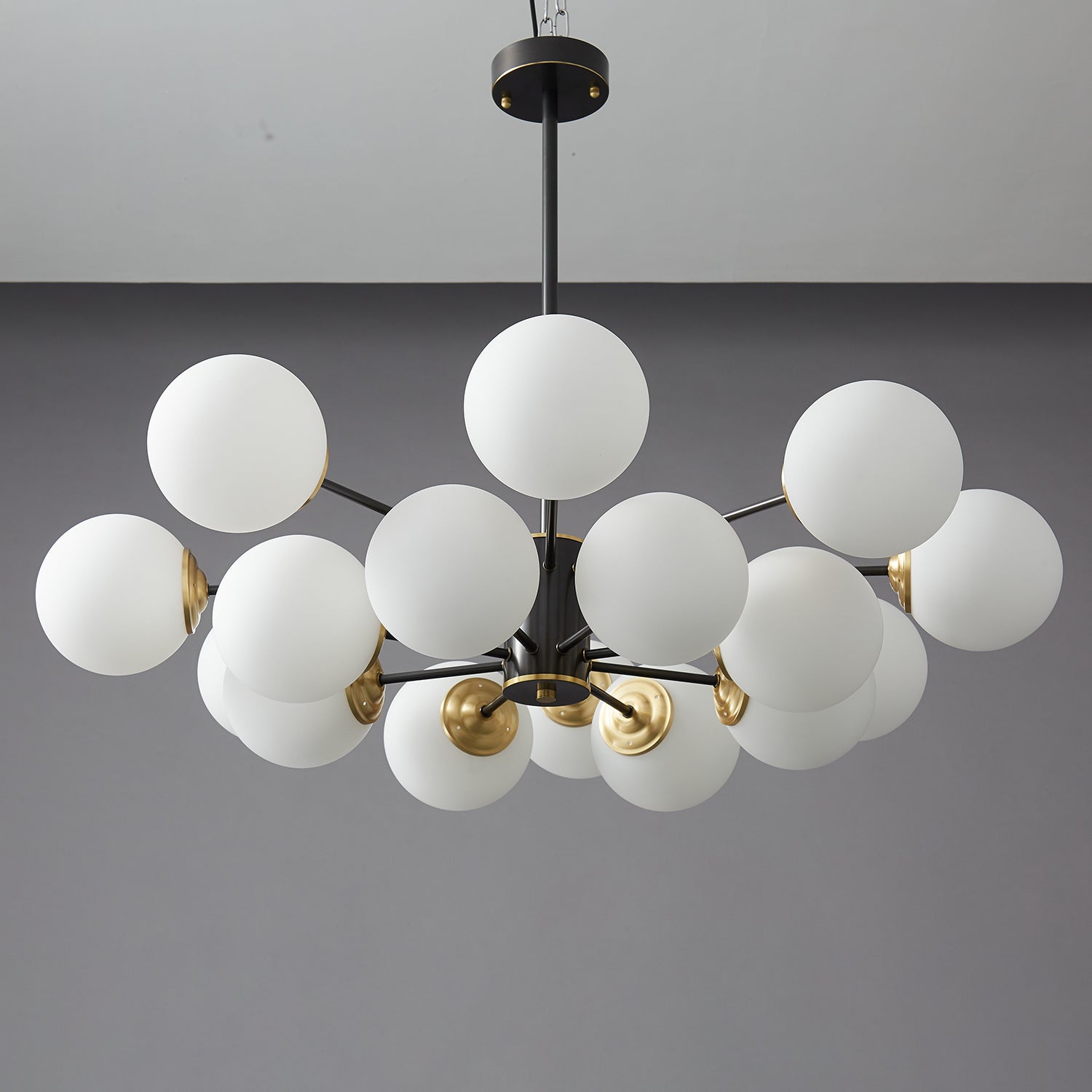 Lunaris Orb Chandelier - Blowlighting