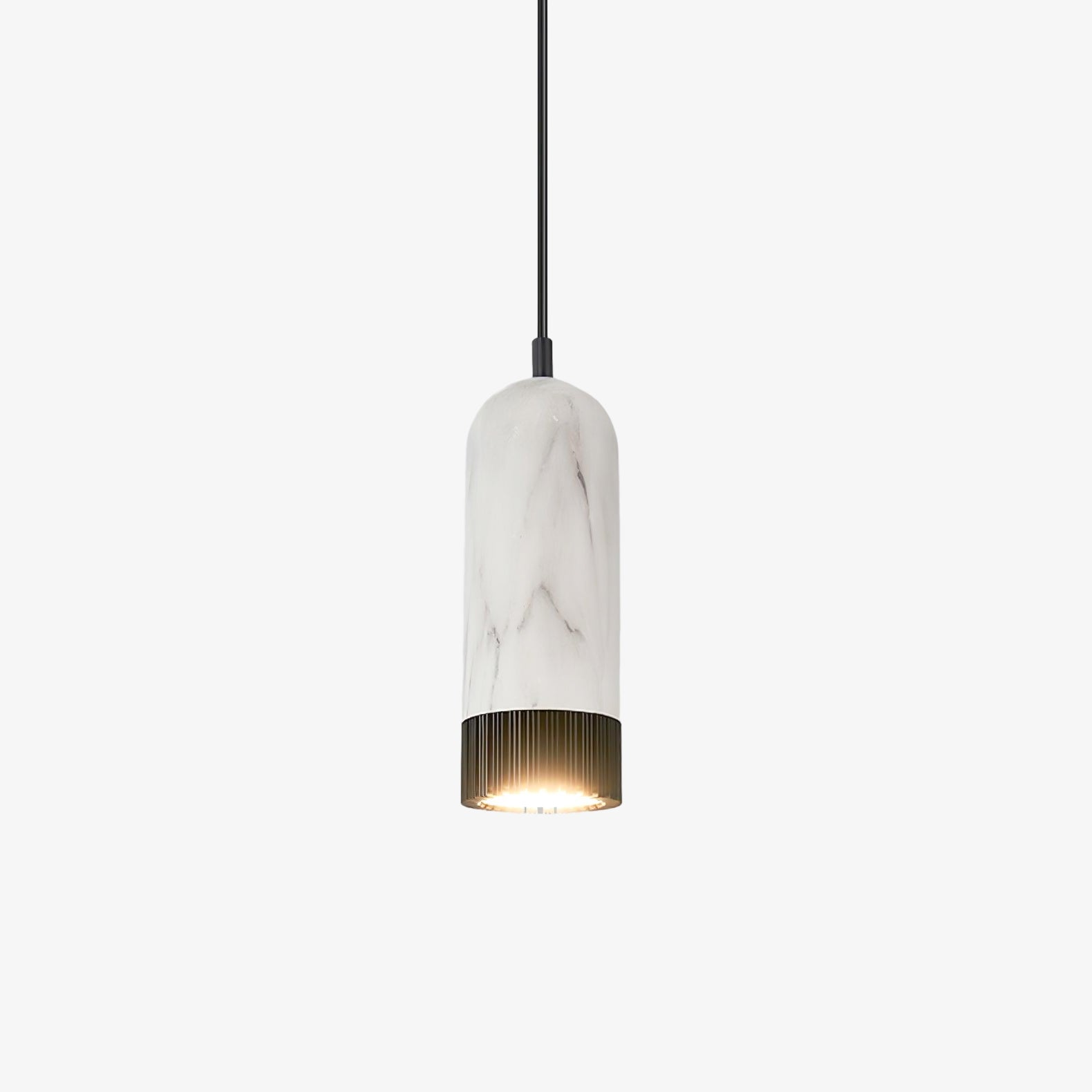 Maddy Pendnat Light - Blowlighting