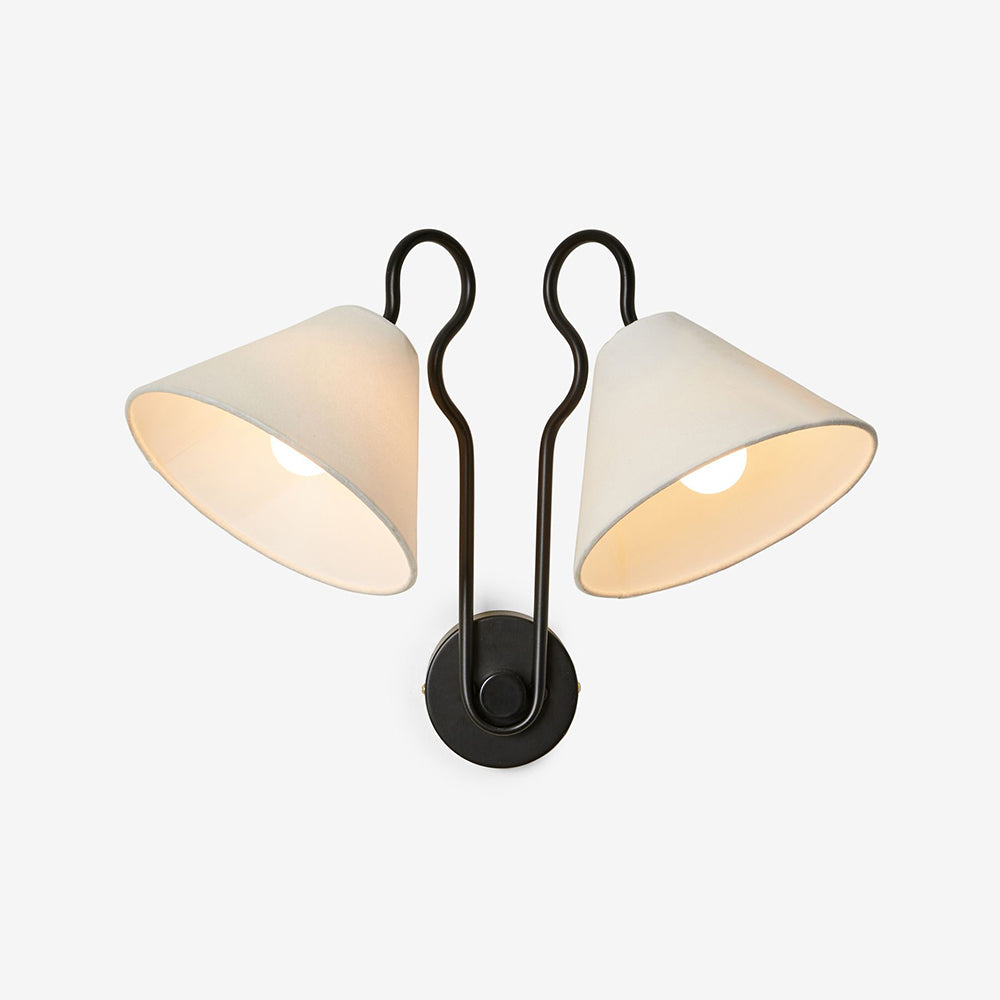 Silva Applique da Parete con Doppio Paralume a Cono Bianco in Tessuto