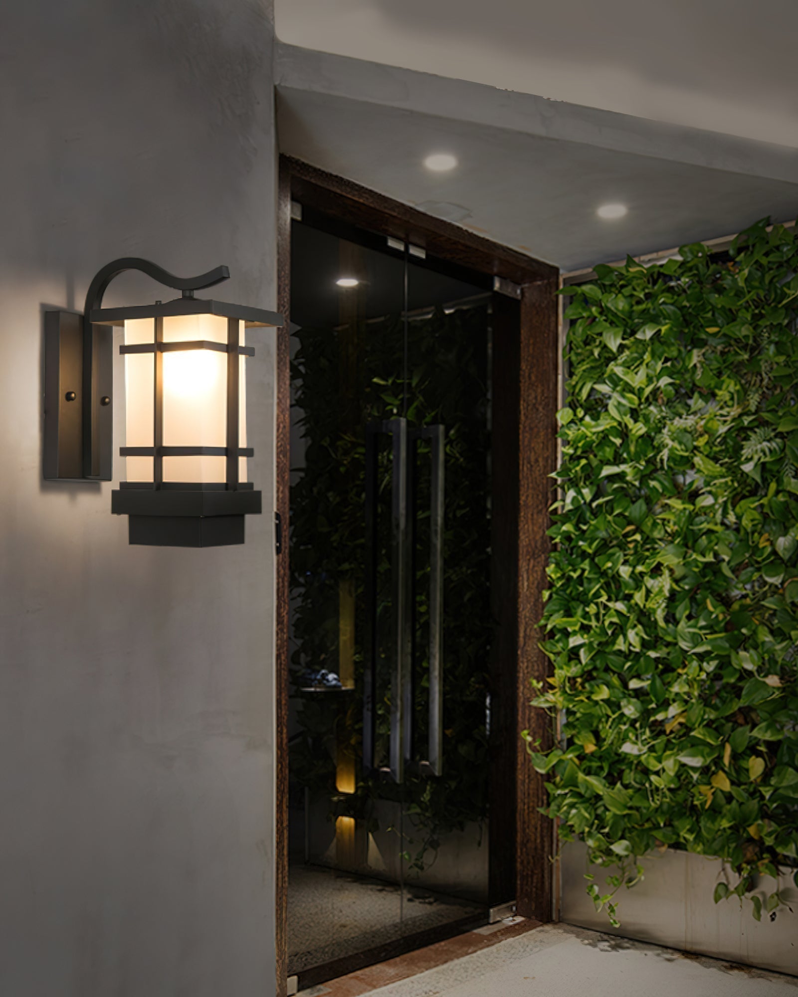 Madison Lantern Outdoor Wall Lamp - Blowlighting
