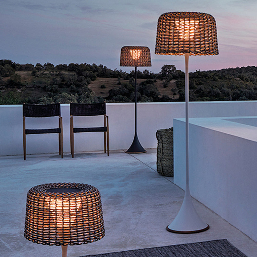 Ritta Moderno LED Impermeabile Esterni Lampada da Terra Rattan Metallo Corridoio/Giardino