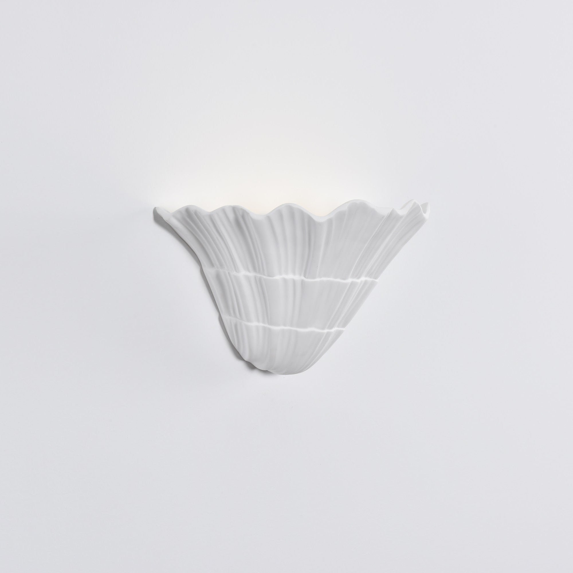 Lydia Modern Metal Wall Light - Blowlighting
