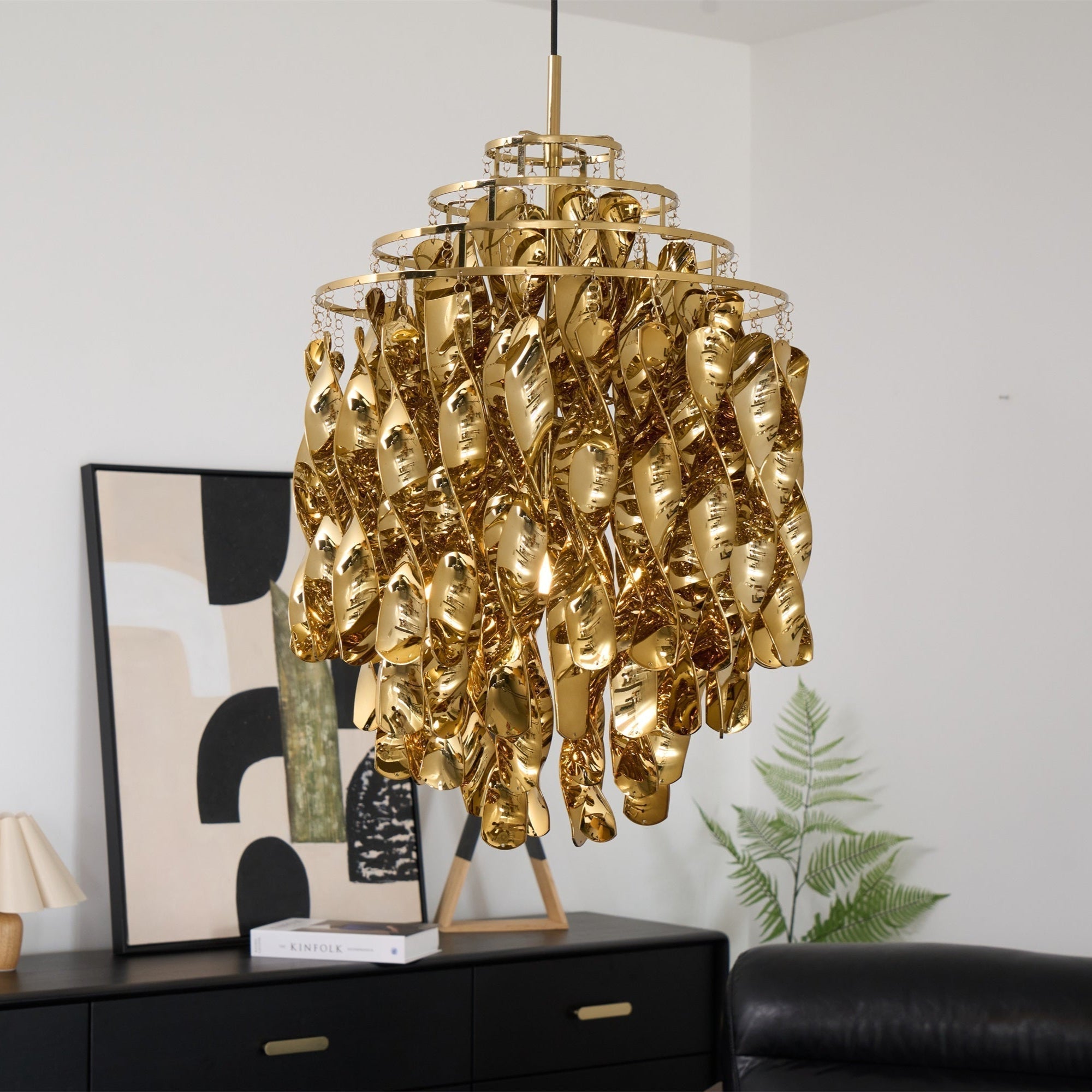 Isoran Luxe Acrylic Chandelier - Blowlighting