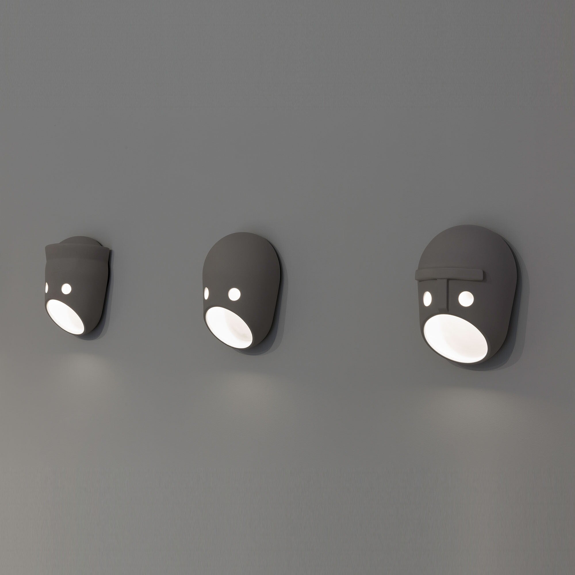 Mask Wall Light - Blowlighting