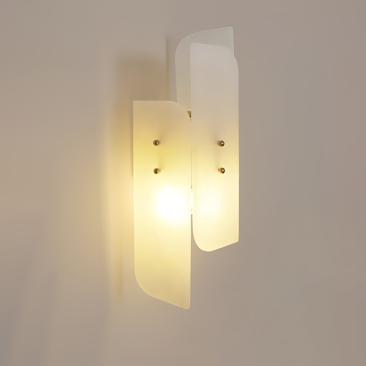 Veyra Alabaster Wall Sconce - Neutralighting