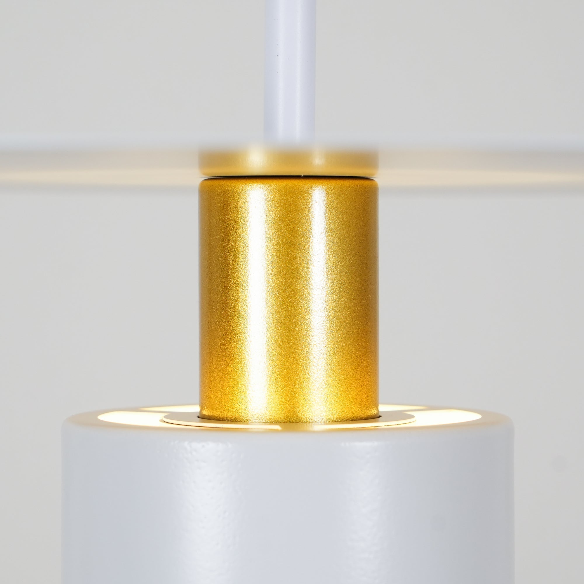 Mercer Halo Pendant Lamp - Blowlighting