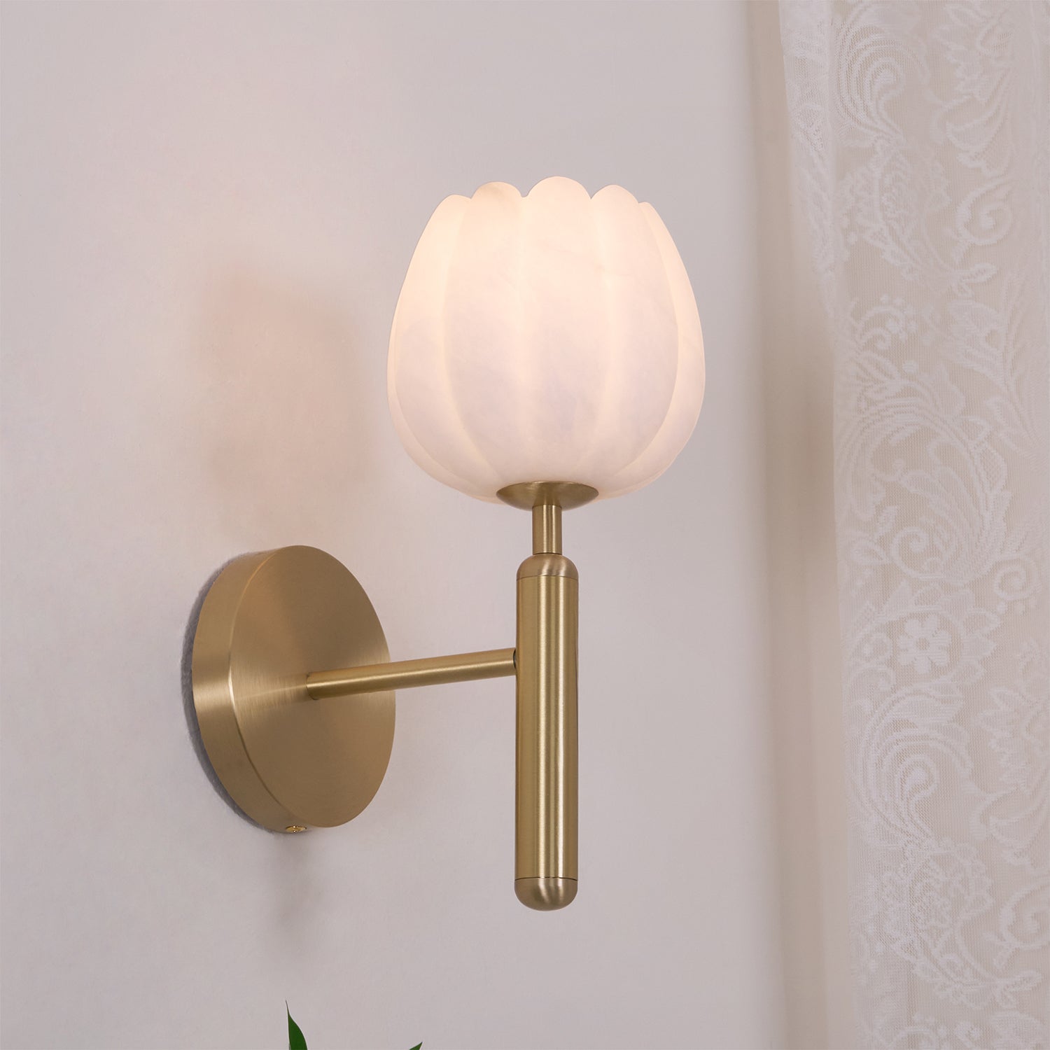 Eurzorion Floral Alabaster Brass Wall Light - Blowlighting