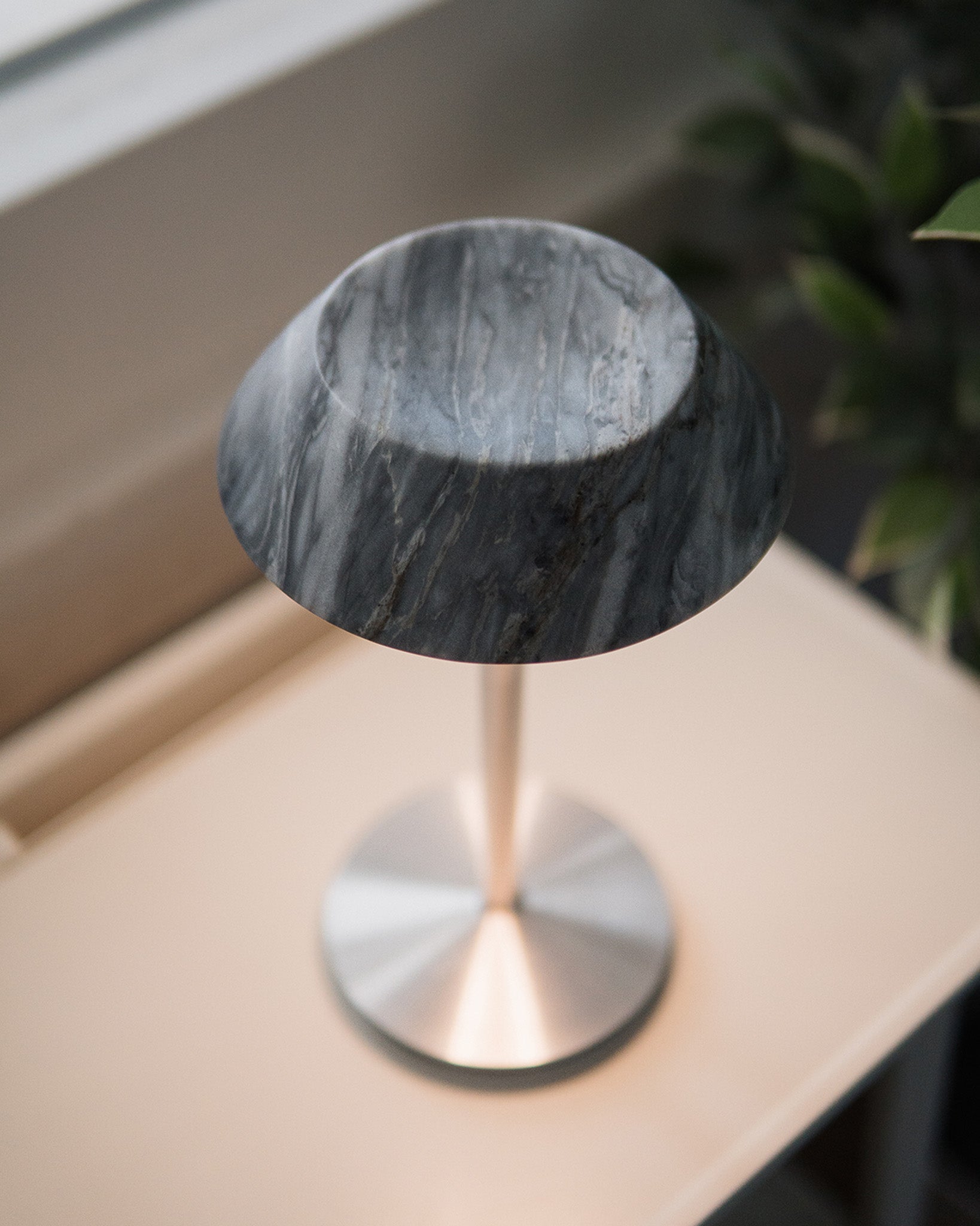 Mini Fiore Table Lamp (built-in battery) - Lamp Copper