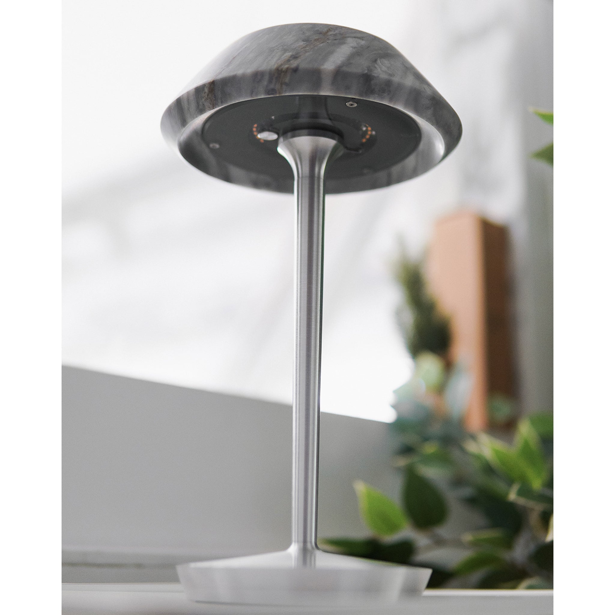 Mini Fiore Table Lamp (built-in battery) - Lamp Copper