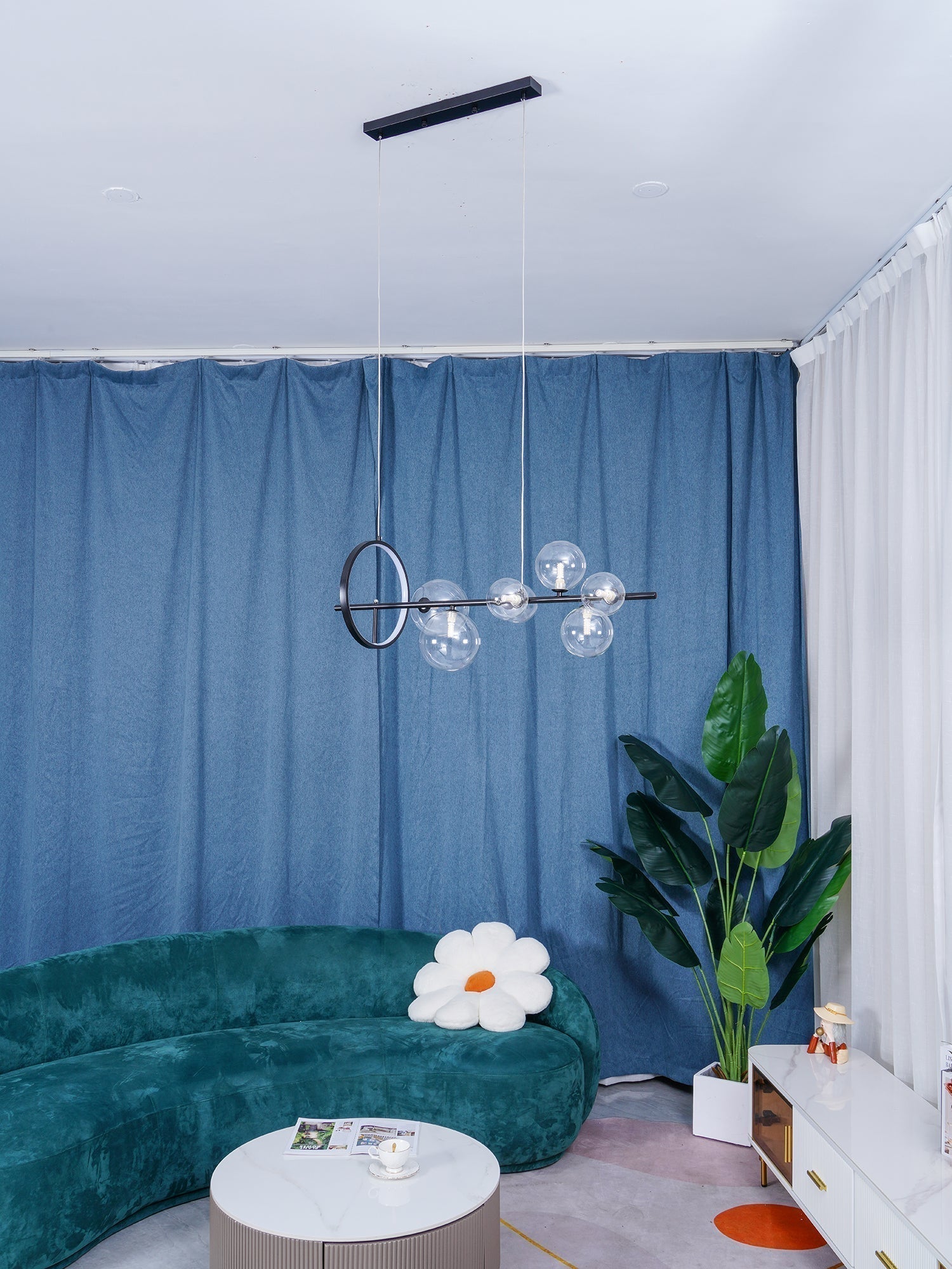 Mita Chandelier - Blowlighting