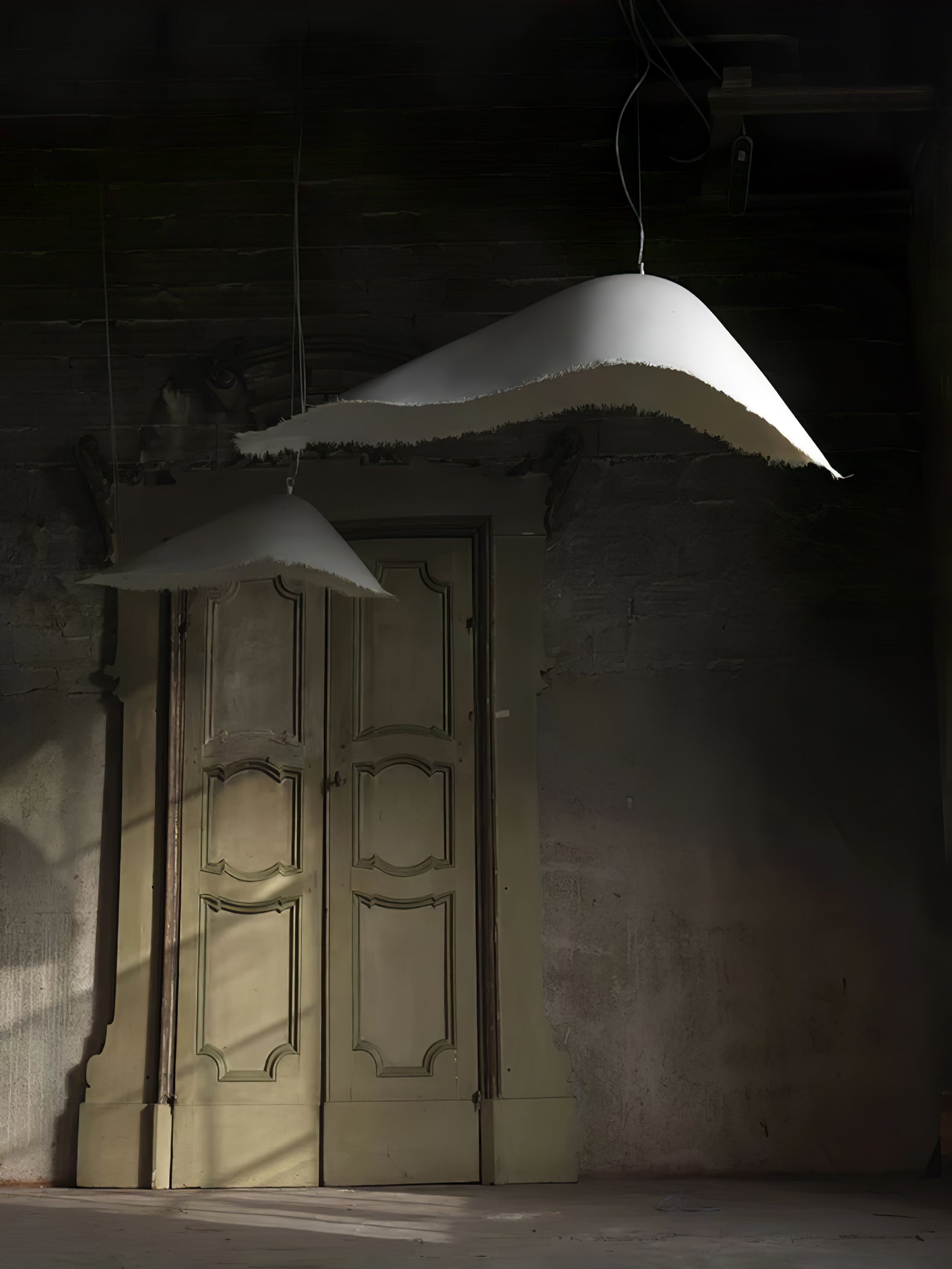Moby Dick Pendant Light - Blowlighting