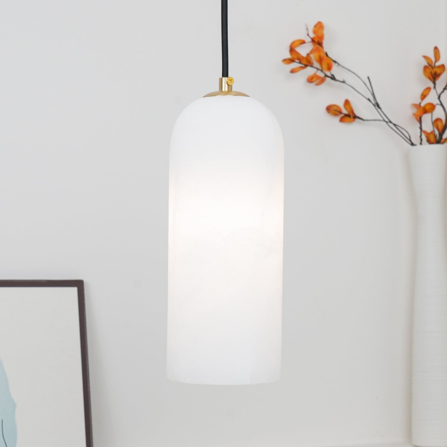 Zashayra Cylindrical Alabaster Pendant Light - Blowlighting