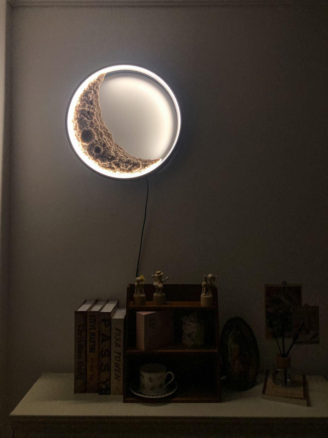 Moon Wall Lamp - Blowlighting