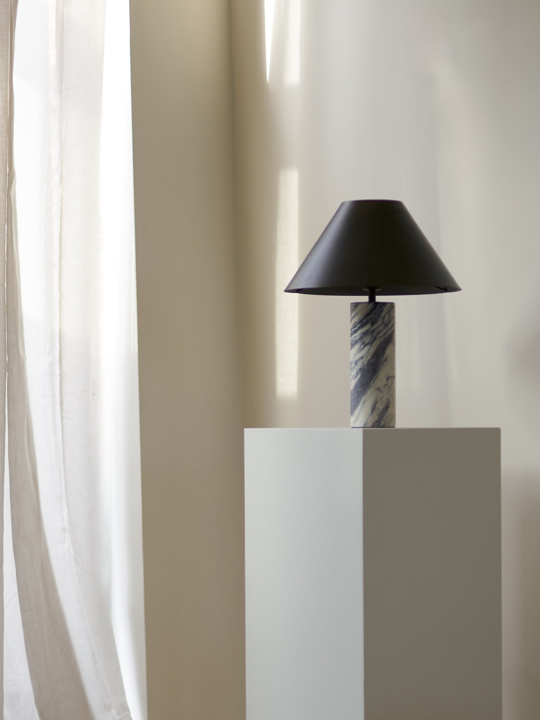 Morola Table Lamp - Lamp Copper