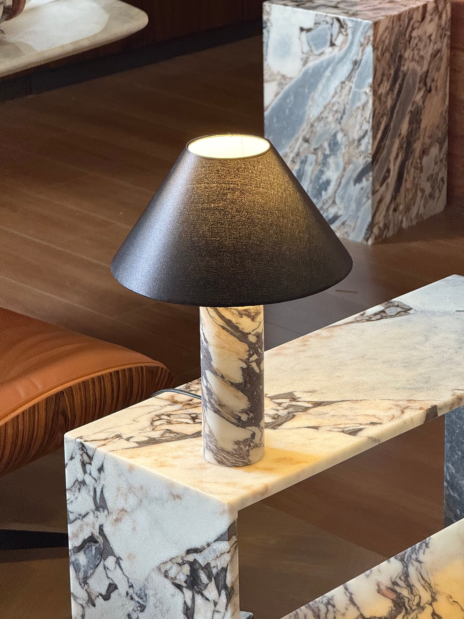 Morola Table Lamp - Lamp Copper