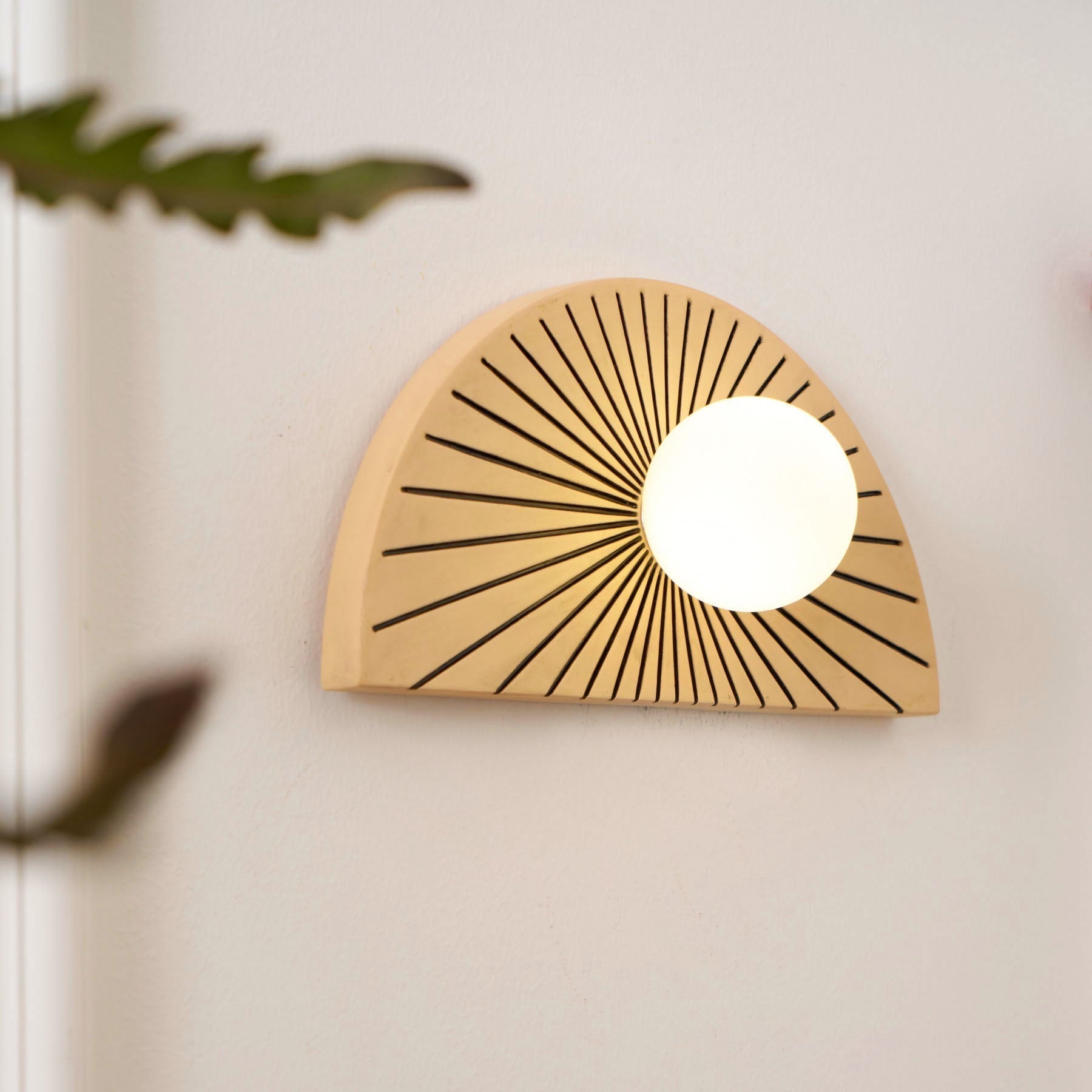 Nytheos Modern Minimalist Resin Glass Wall Lamp - Lamp Copper