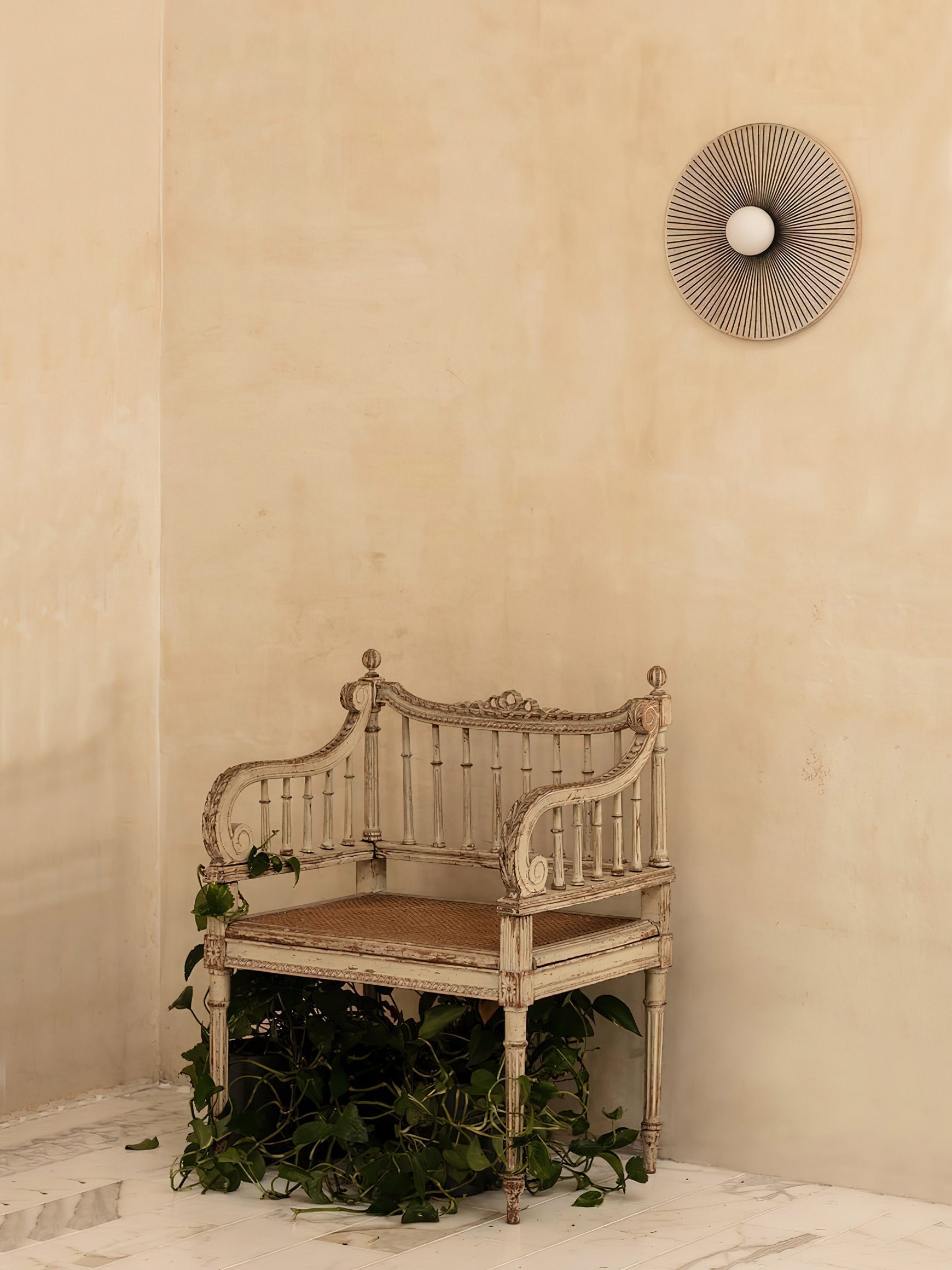 Nytheos Modern Minimalist Resin Glass Wall Lamp - Lamp Copper