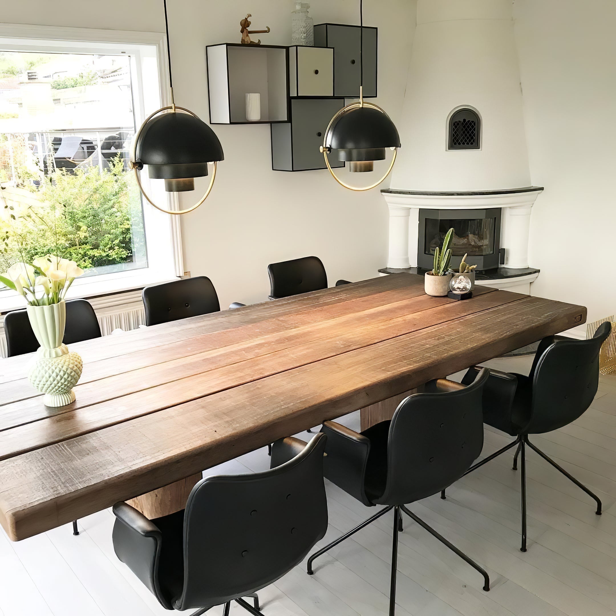 Deformed Ball Pendant Light - Blowlighting