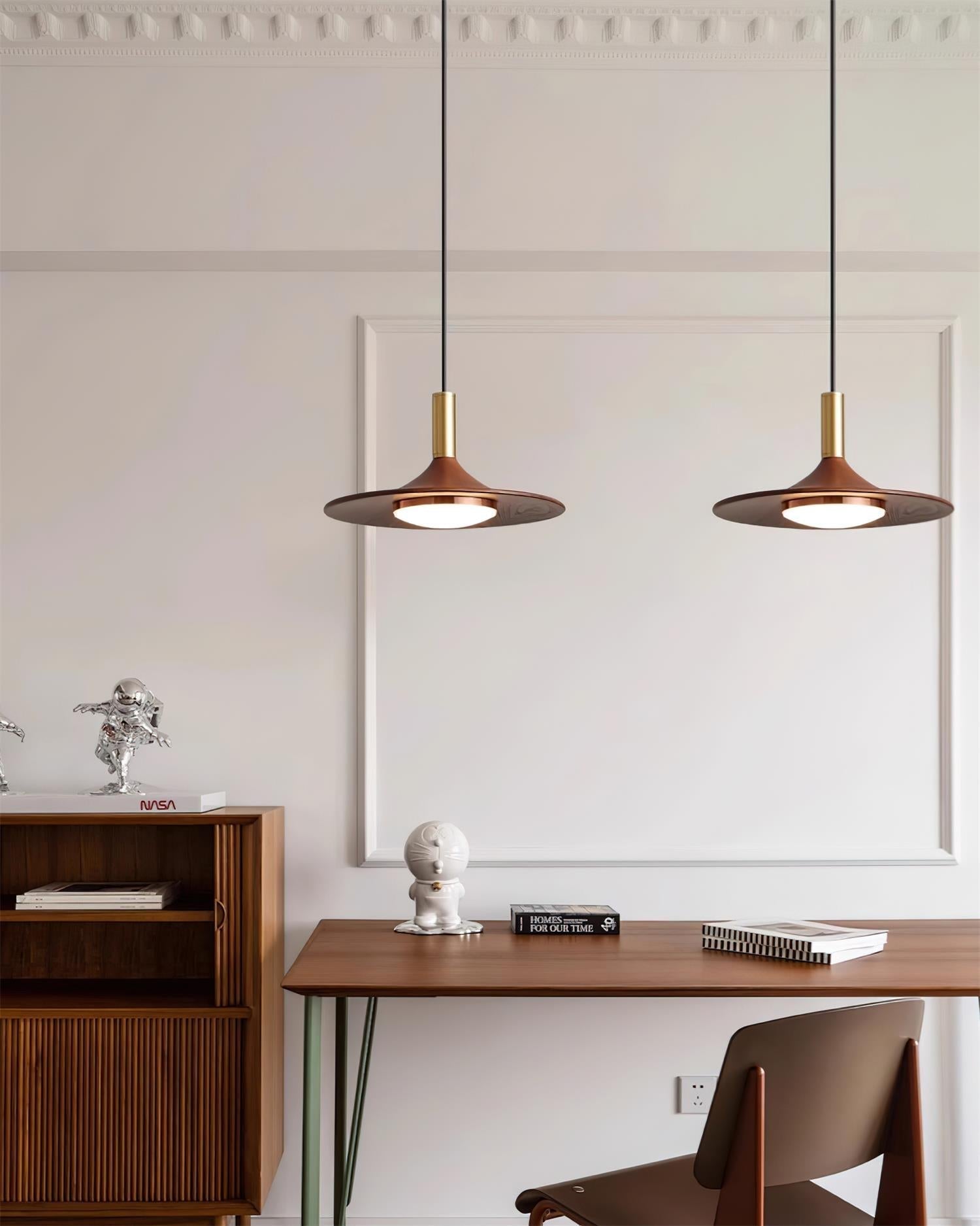 Pend­­ant Light Hat Shape Midcentury - Letslighting